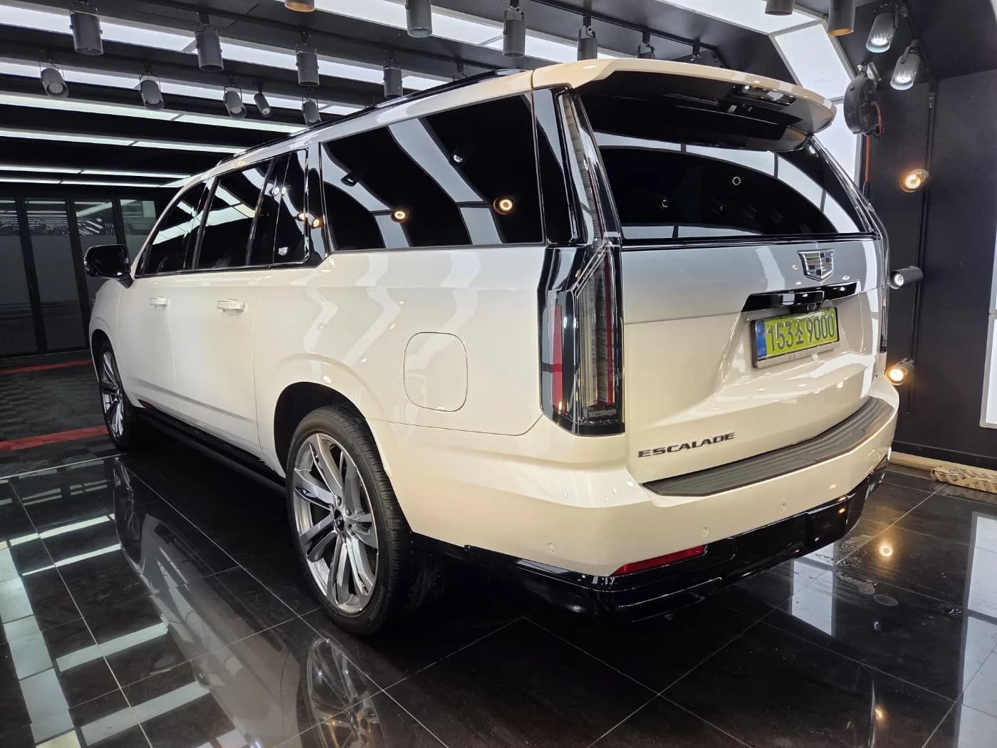 Cadillac Escalade 6.2 ESV ESV Sports Platinum, 2025 г. 1601 км. — фото 3