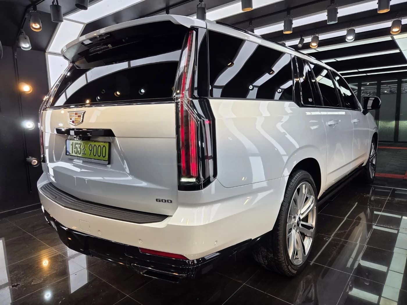 Cadillac Escalade 6.2 ESV ESV Sports Platinum, 2025 г. 1601 км. — фото 4