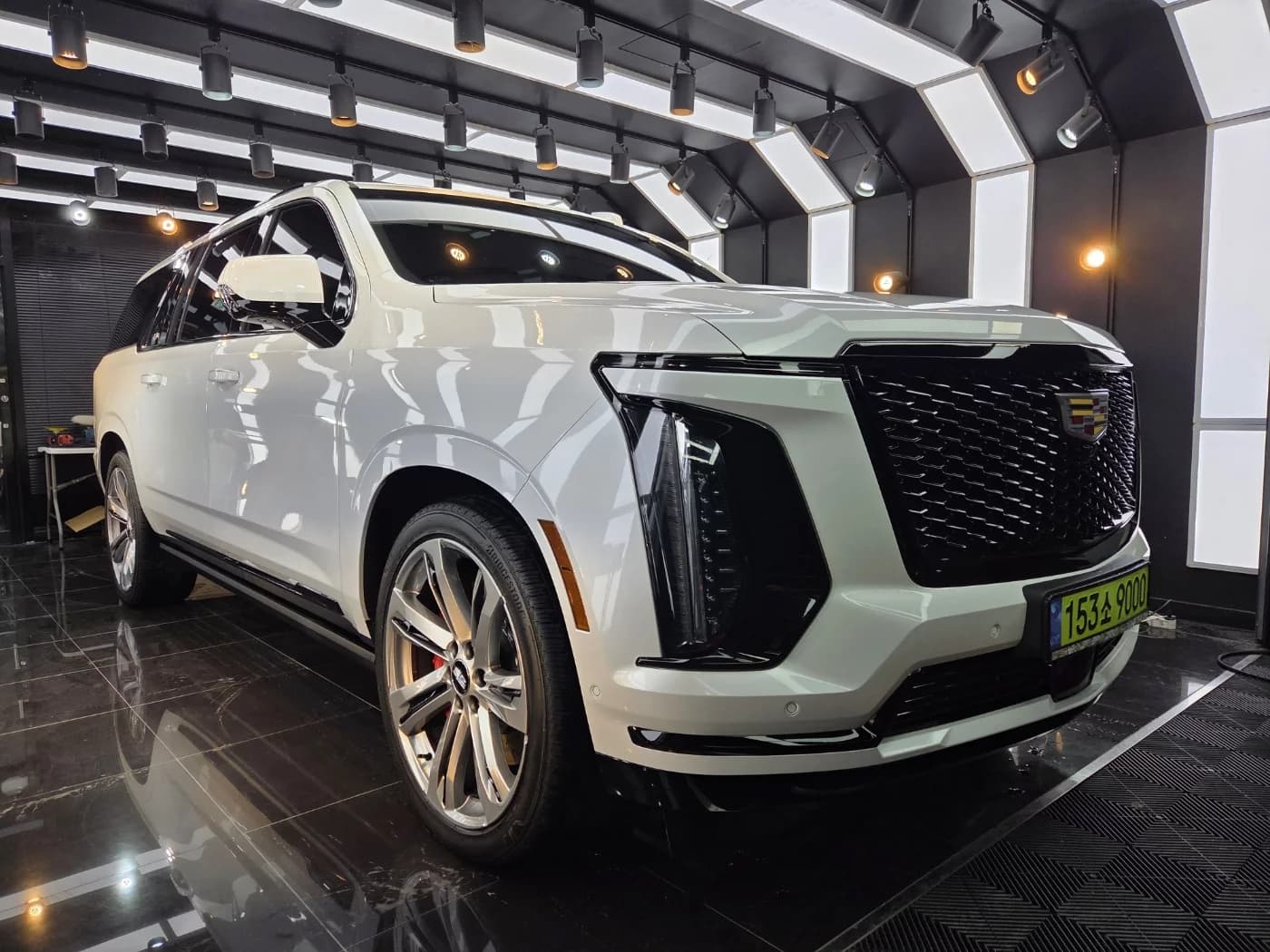 Cadillac Escalade 6.2 ESV ESV Sports Platinum, 2025 г. 1601 км. — фото 6