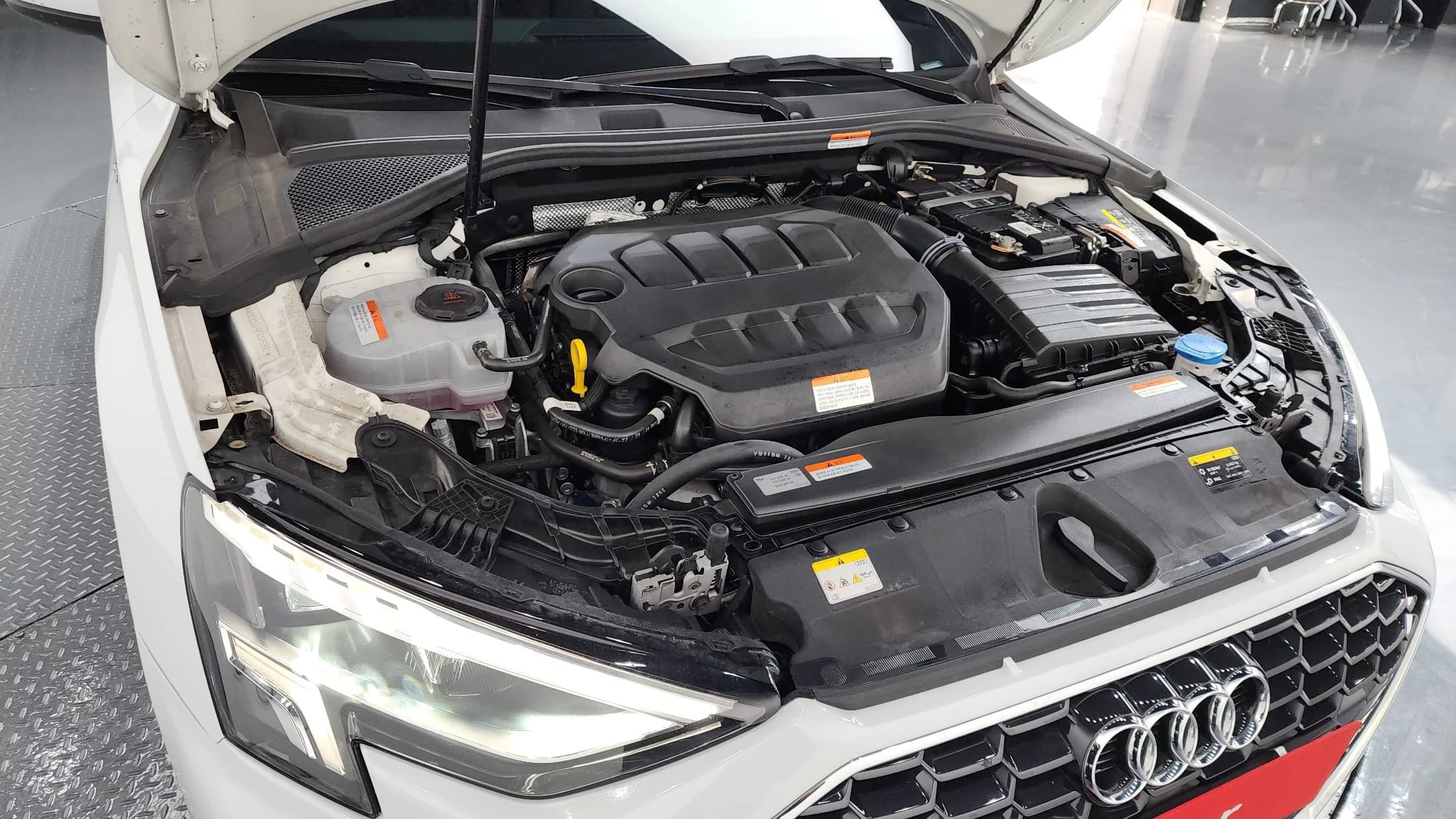 Audi A3 40 TFSI Premium 8V, 2023 г. 32143 км. — фото 6