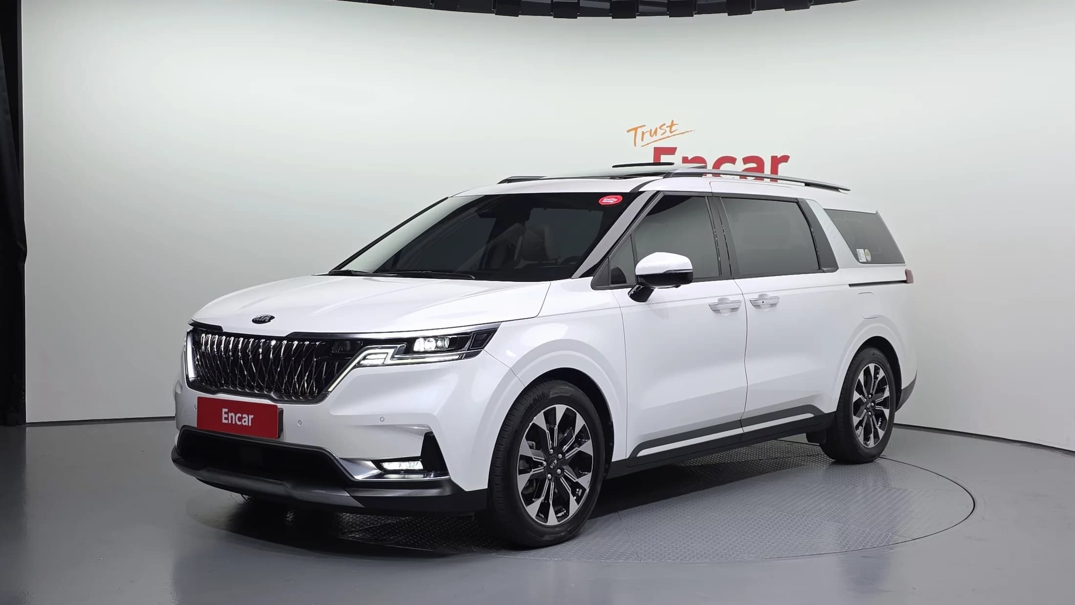 Kia Carnival 7-Seater Signature, 2021 г. 57081 км.