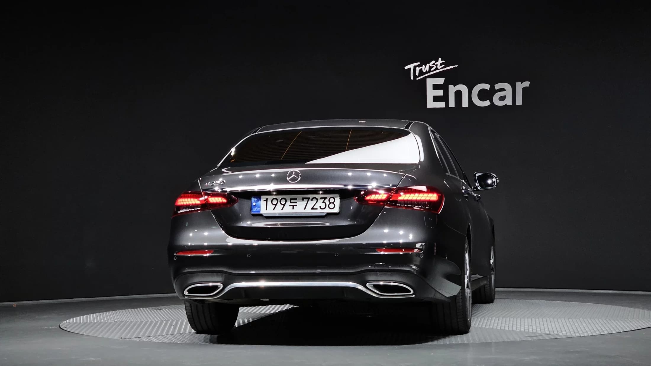 Mercedes-Benz E-Class E250 AMG Line, 2022 г. 40444 км. — фото 4