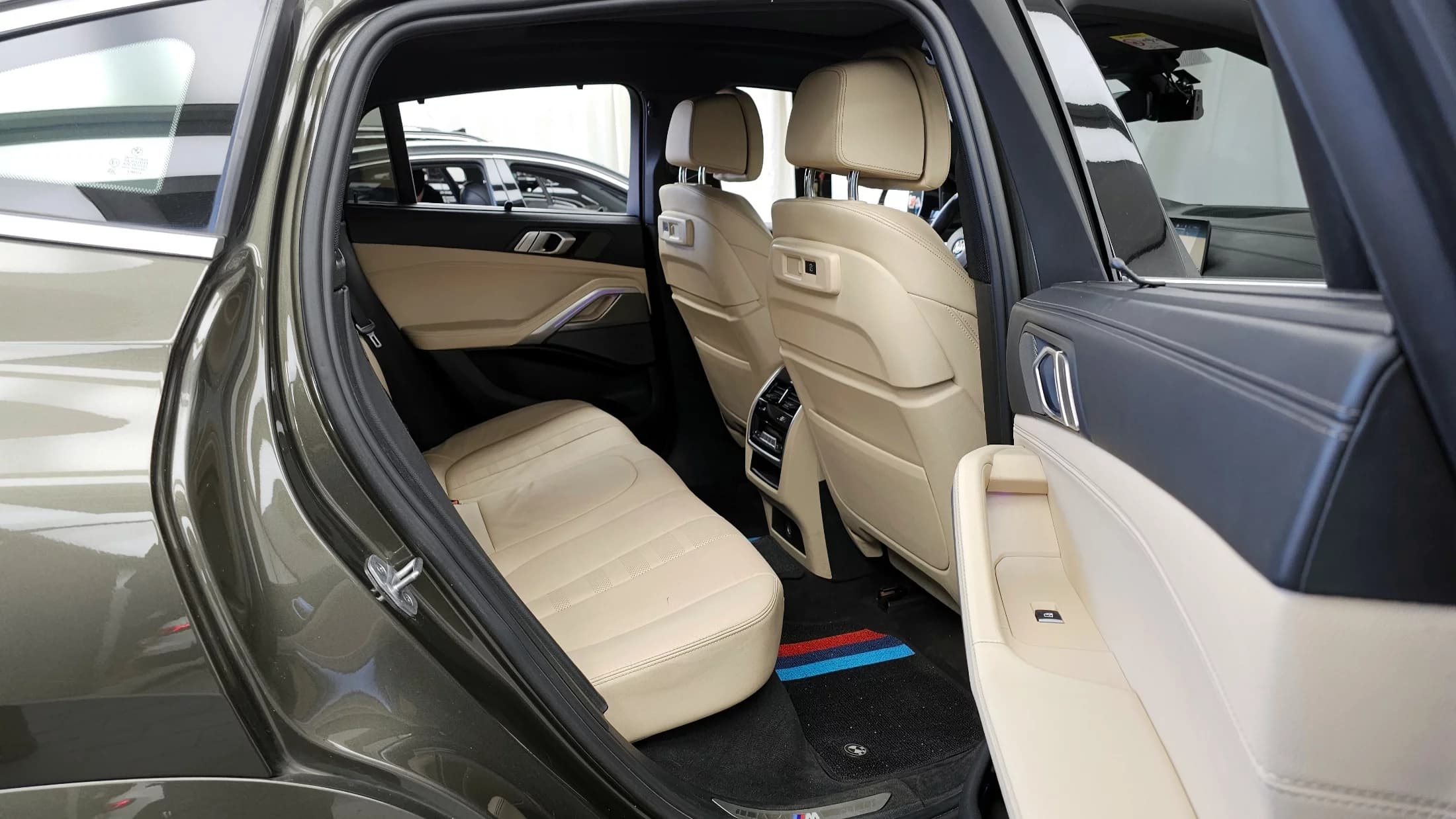 BMW X6 xDrive40i M Sport, 2021 г. 100973 км. — фото 12