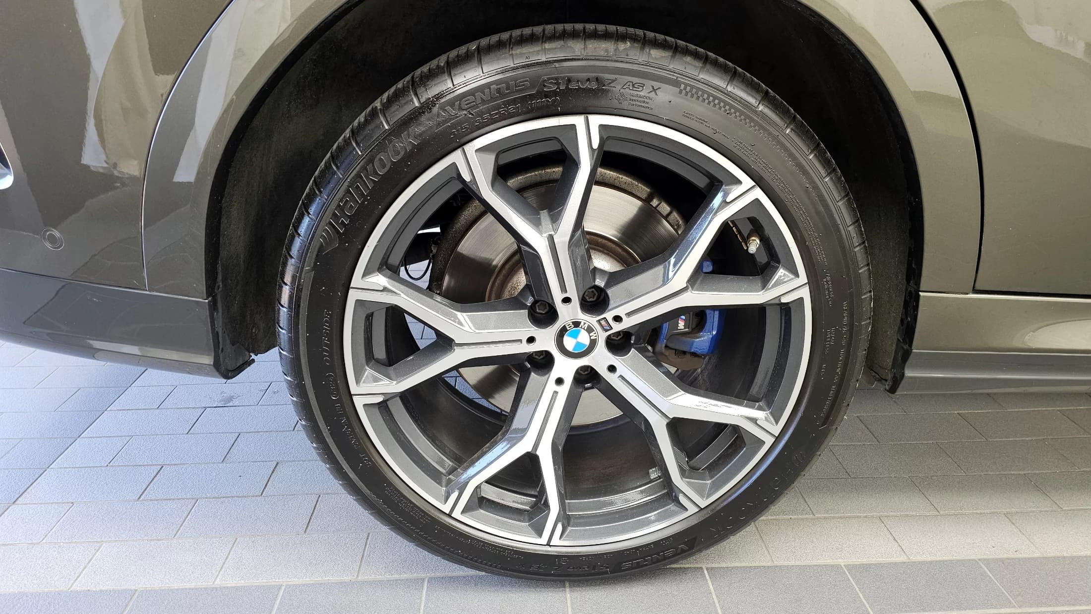 BMW X6 xDrive40i M Sport, 2021 г. 100973 км. — фото 5