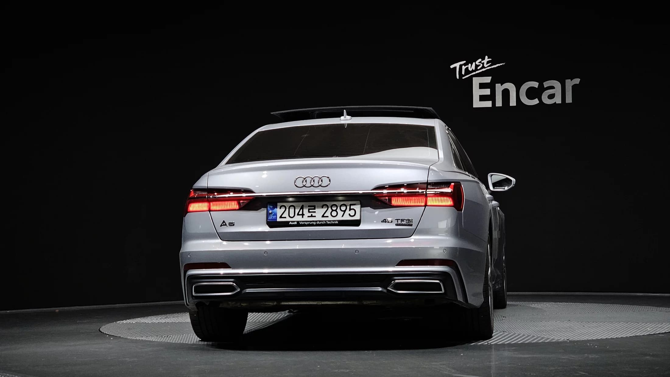 Audi A6 45 TFSI Quattro Premium, 2023 г. 64461 км. — фото 4