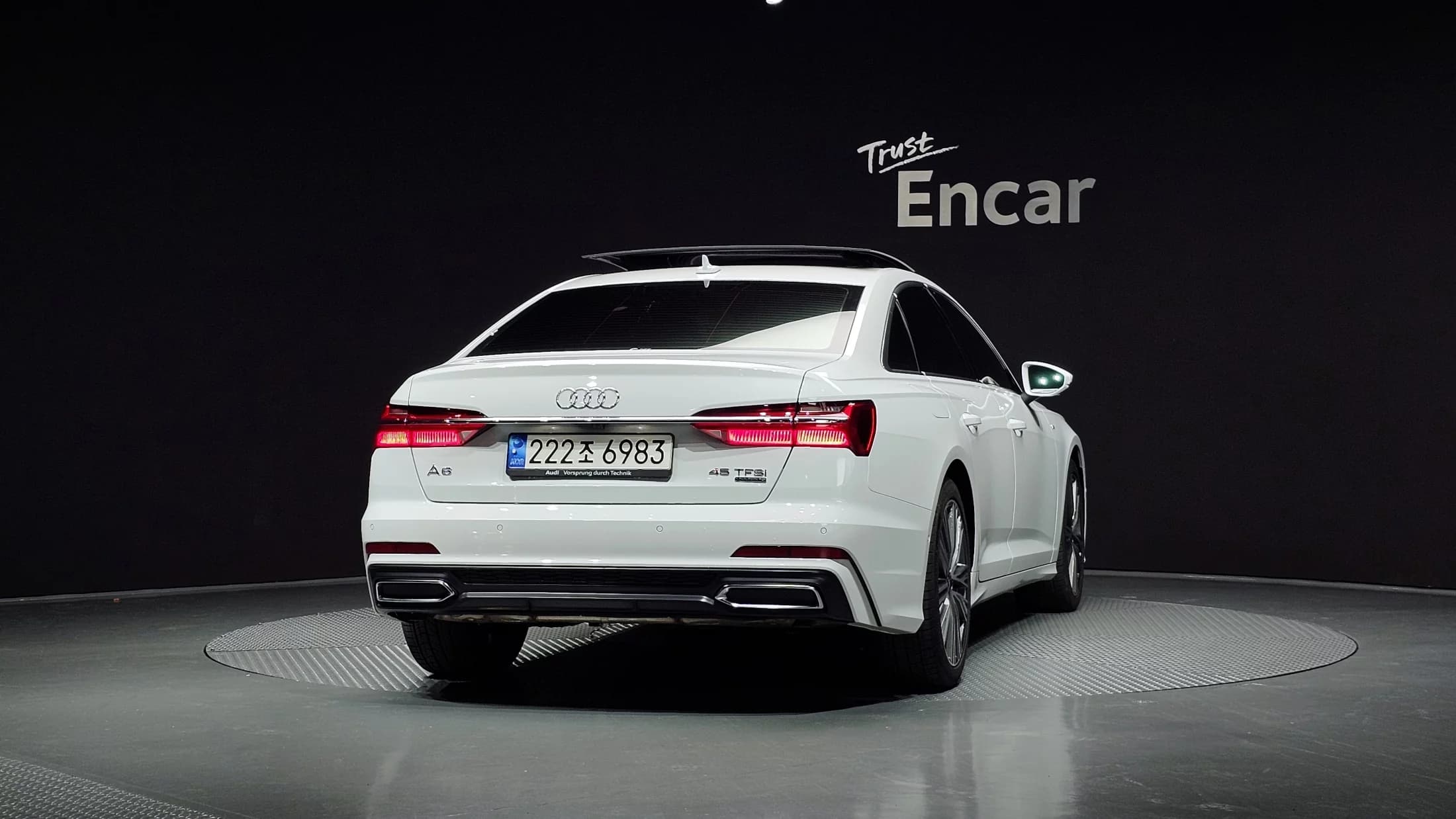 Audi A6 45 TFSI Quattro Premium, 2023 г. 27224 км. — фото 4
