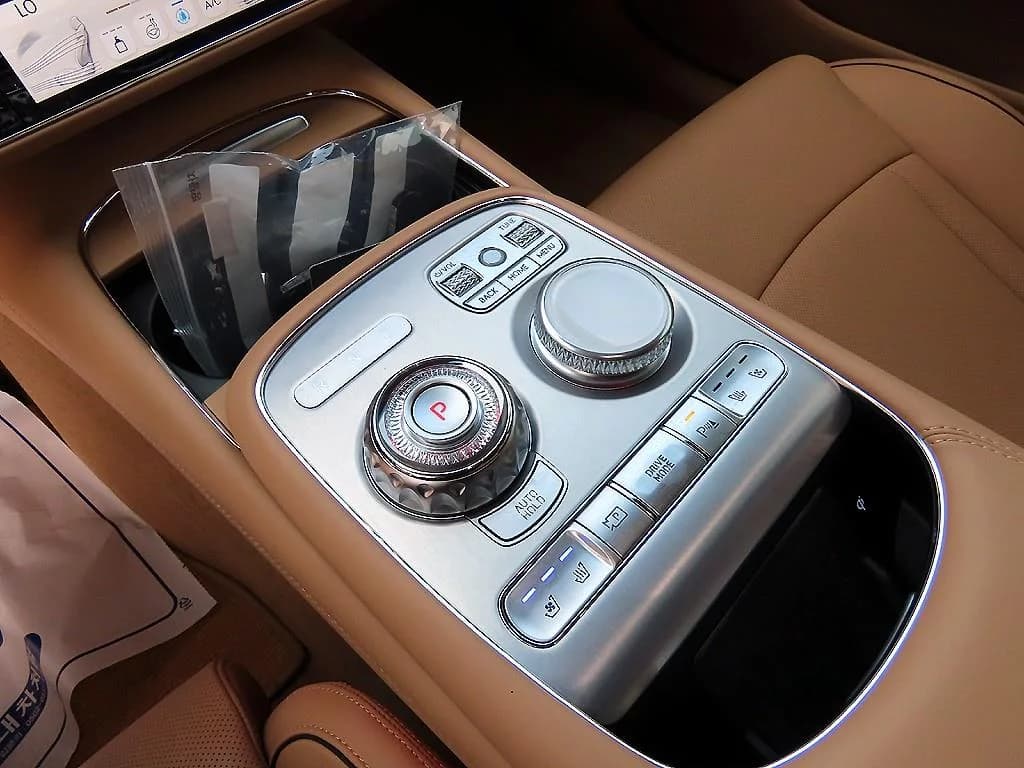 Genesis G90 Gasoline 3.5 Turbo AWD, 2025 г. 6744 км. — фото 11