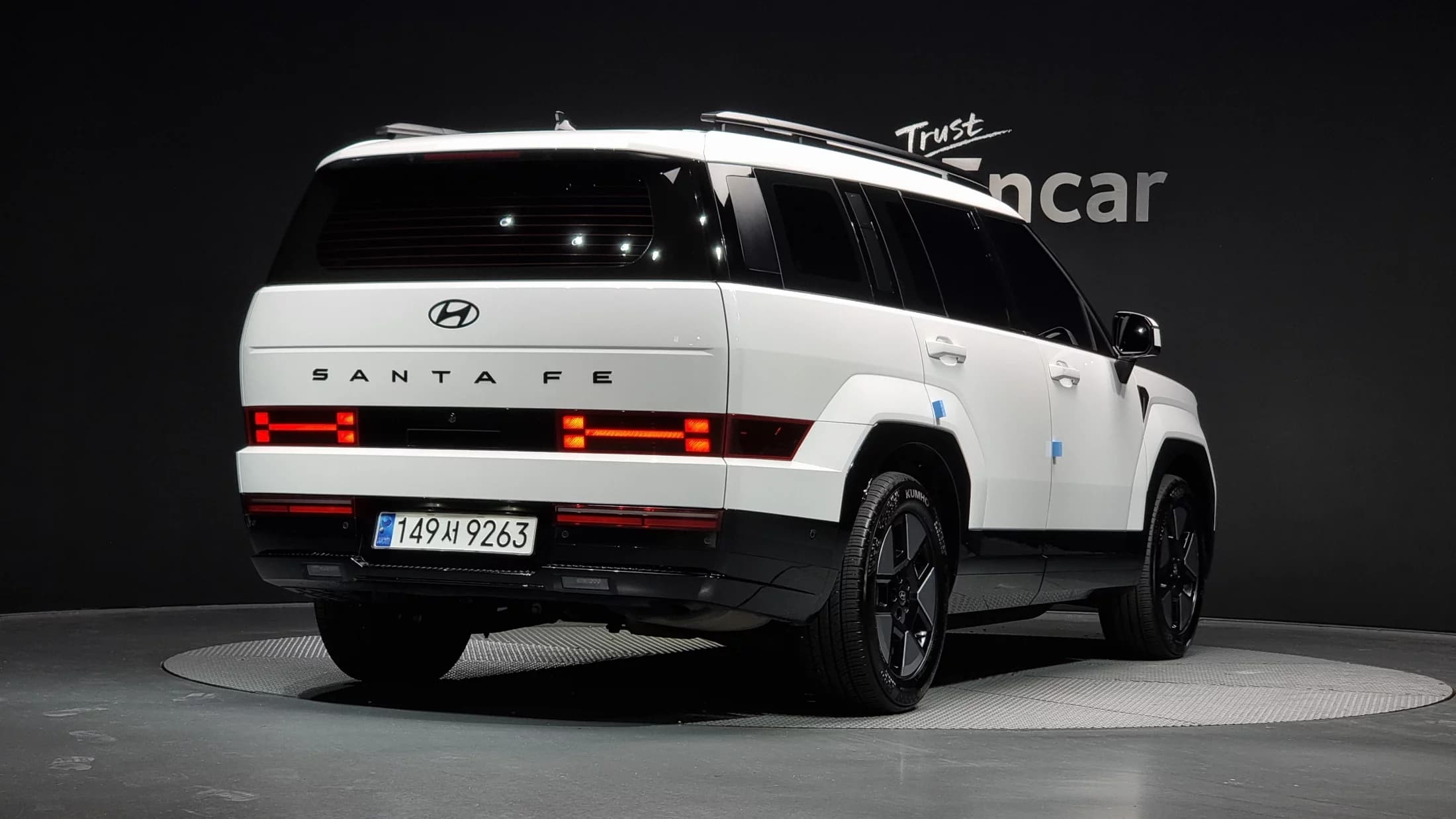 Hyundai Santa Fe HEV 1.6 2WD Calligraphy, гибрид, 2023 г. 27415 км. — фото 2