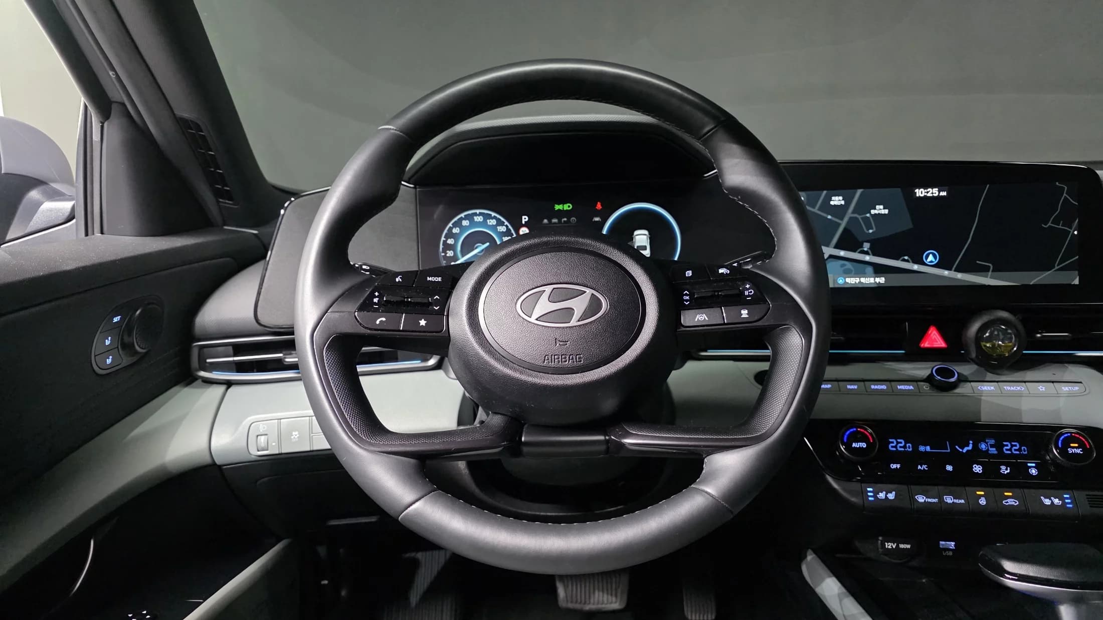 Hyundai AVANTE (Хендай Элантра) 1.6 Inspiration, 2024 г. 23717 км. — фото 28