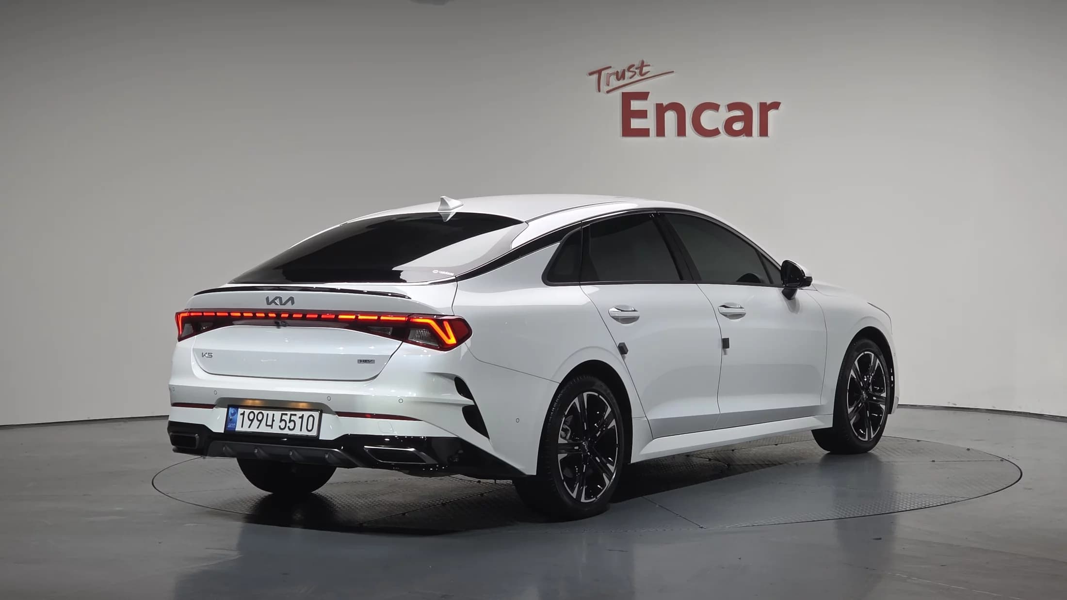 Kia K5 (Киа Оптима) Signature, гибрид, 2023 г. 45194 км.