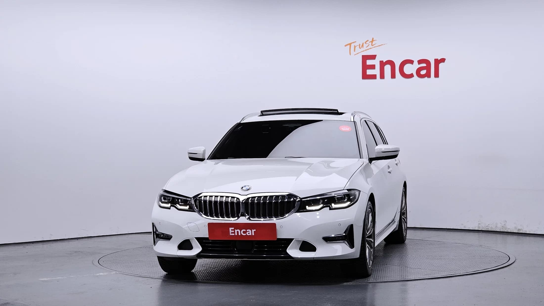 BMW 3-Series 320i Touring Luxury, 2021 г. 73734 км. — фото 3