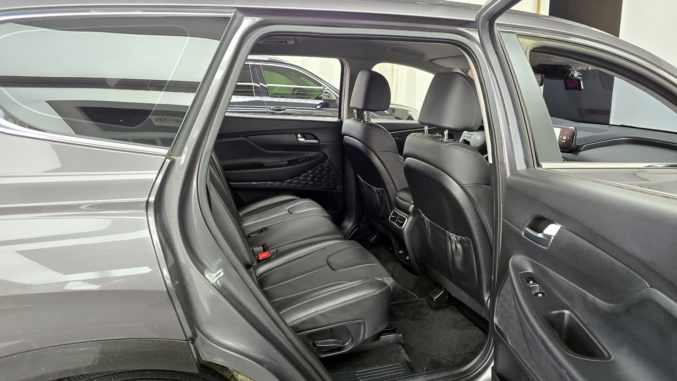 Hyundai Santa Fe Diesel 2.2 4WD Exclusive, 2023 г. 31856 км. — фото 12