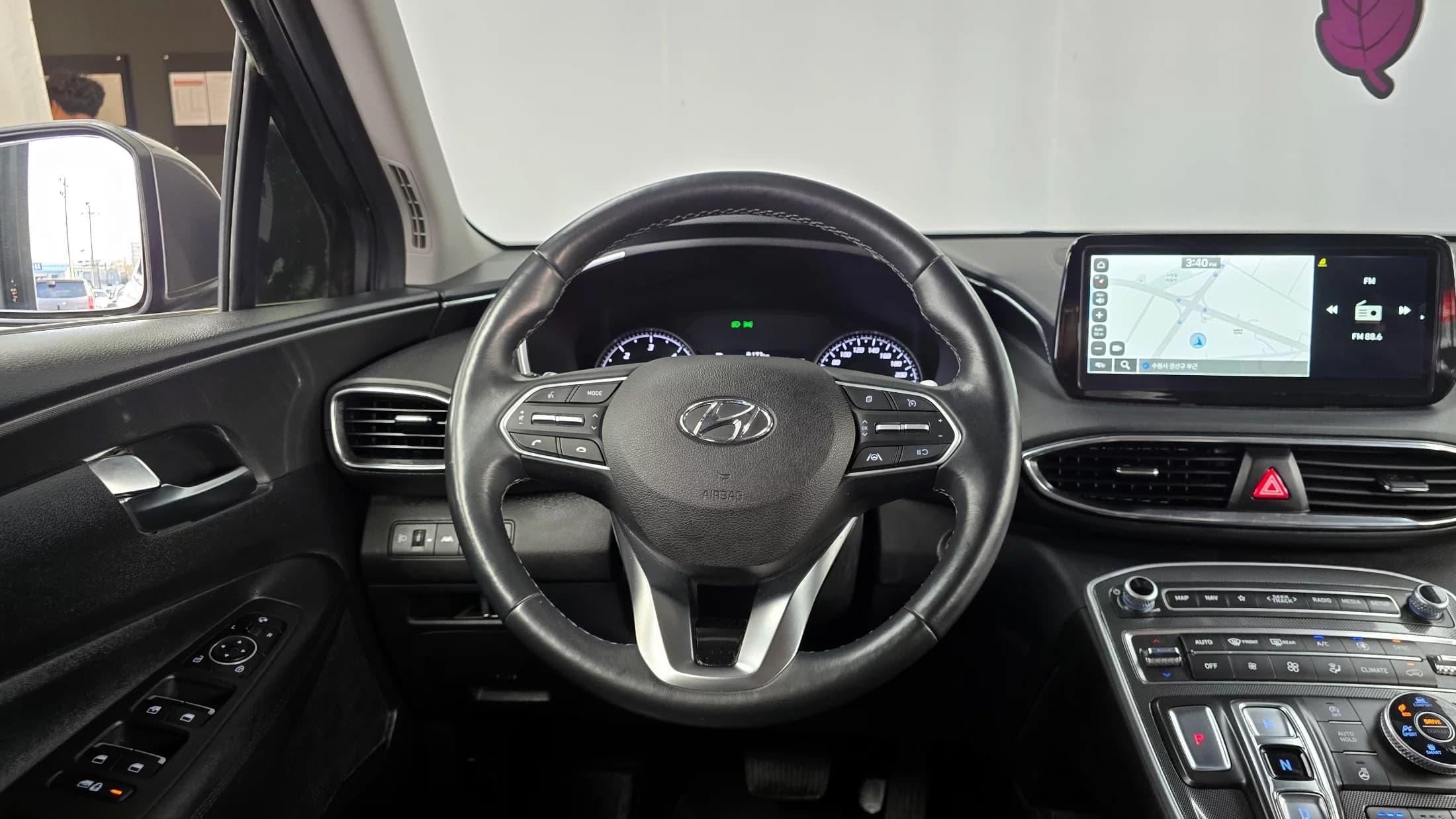 Hyundai Santa Fe Diesel 2.2 4WD Exclusive, 2023 г. 31856 км. — фото 13