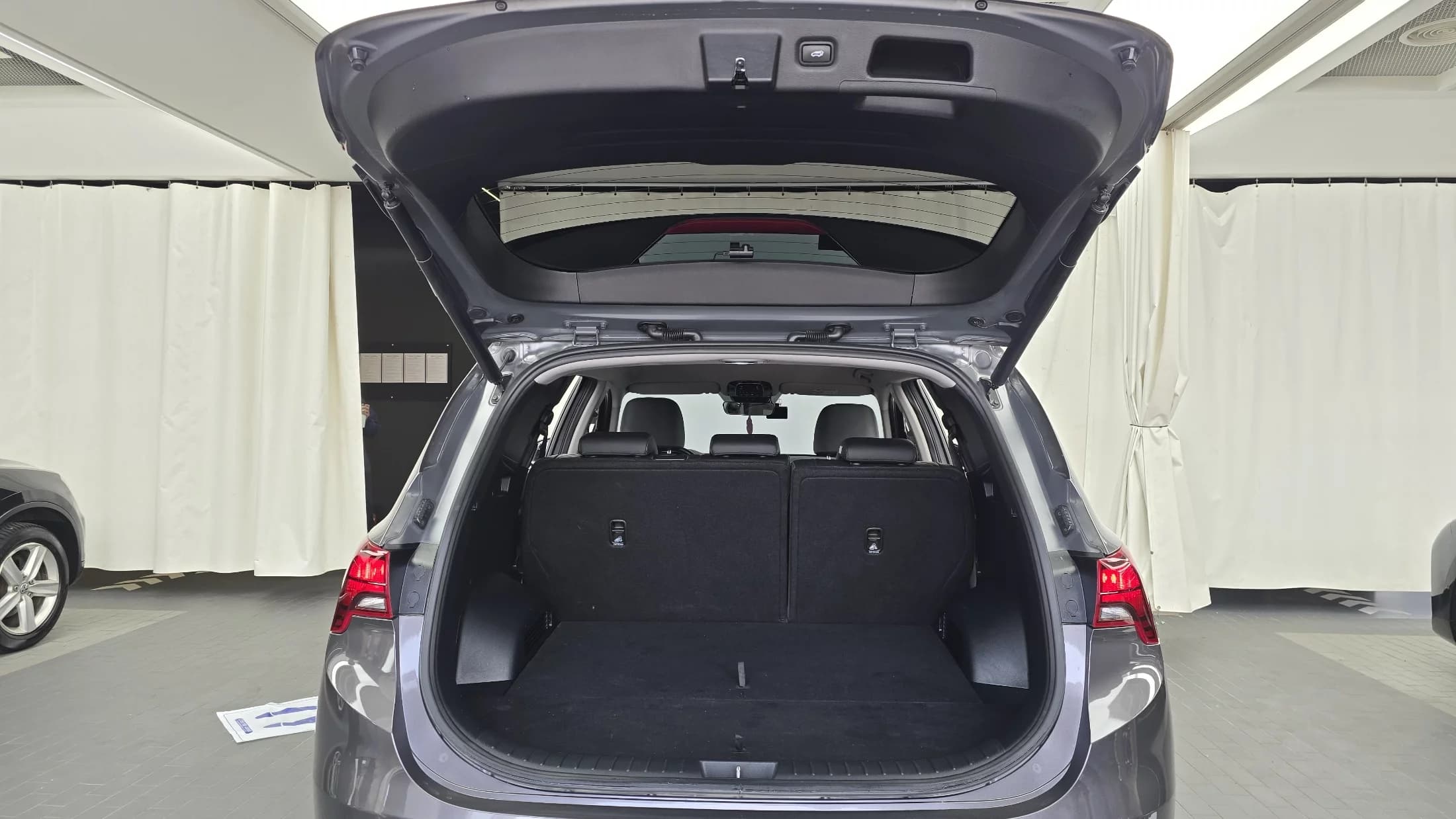 Hyundai Santa Fe Diesel 2.2 4WD Exclusive, 2023 г. 31856 км. — фото 20