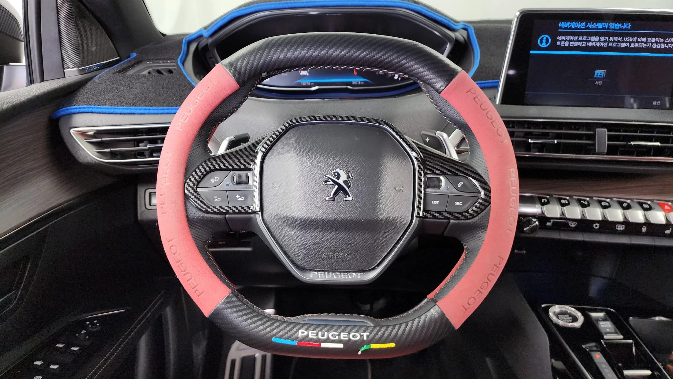 Peugeot 5008 1.2 Pure Tech GT, 2024 г. 18124 км. — фото 13