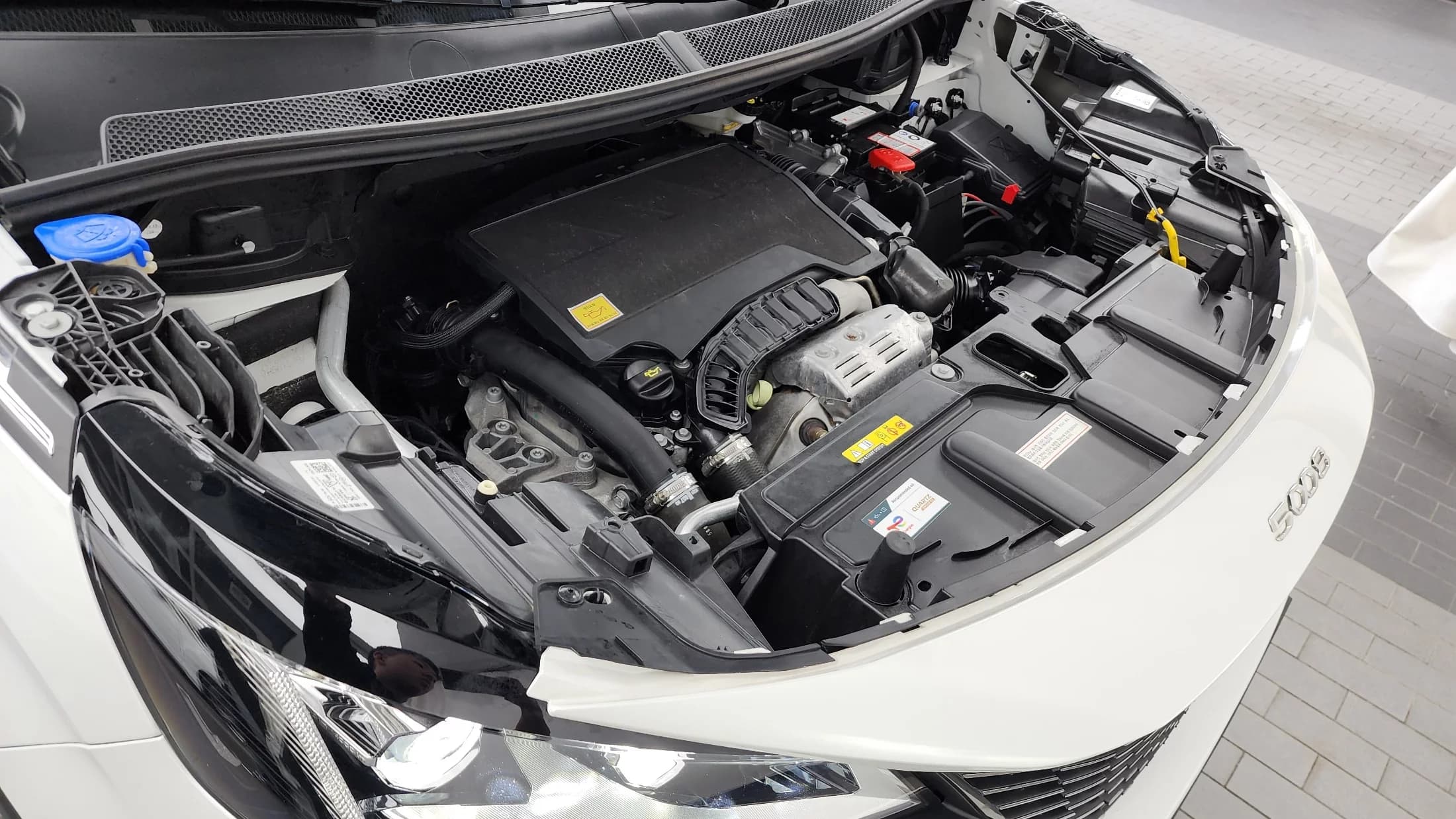 Peugeot 5008 1.2 Pure Tech GT, 2024 г. 18124 км. — фото 6