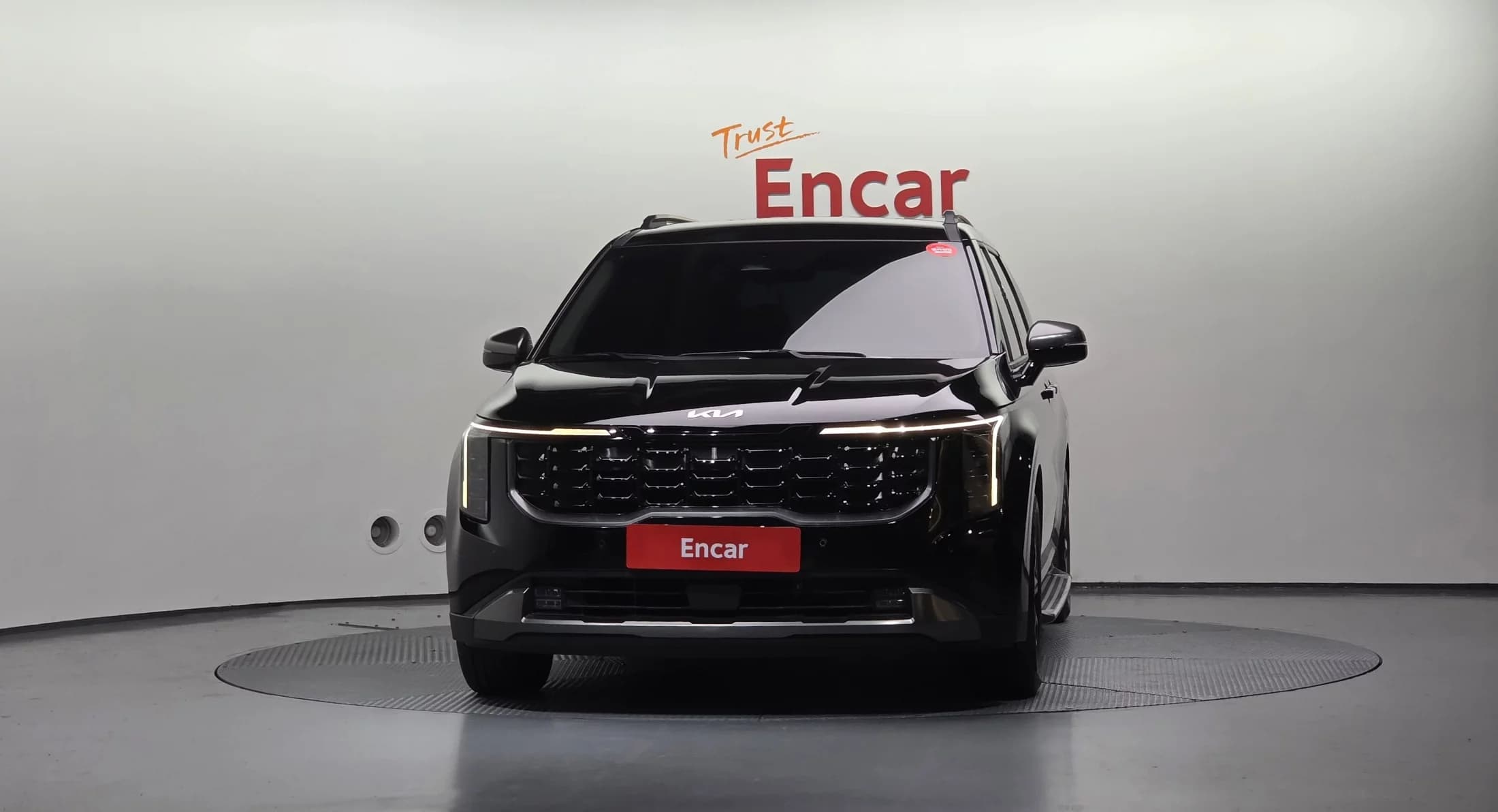 Kia Carnival 9-Seater Noblesse, 2024 г. 20277 км. — фото 3
