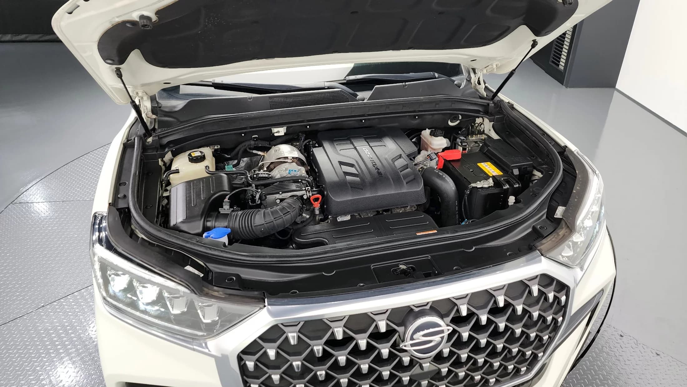 SsangYong Rexton Diesel 2.2 4WD Luxury, 2022 г. 151887 км. — фото 6