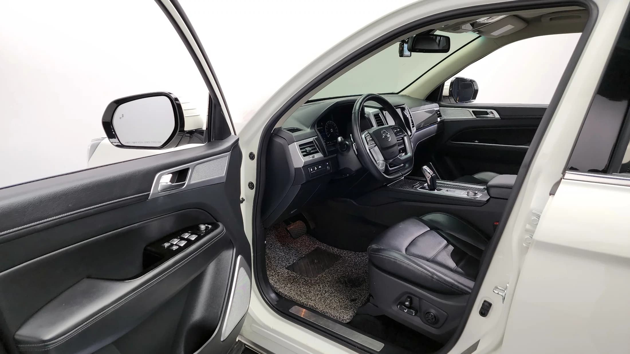 SsangYong Rexton Diesel 2.2 4WD Luxury, 2022 г. 151887 км. — фото 10