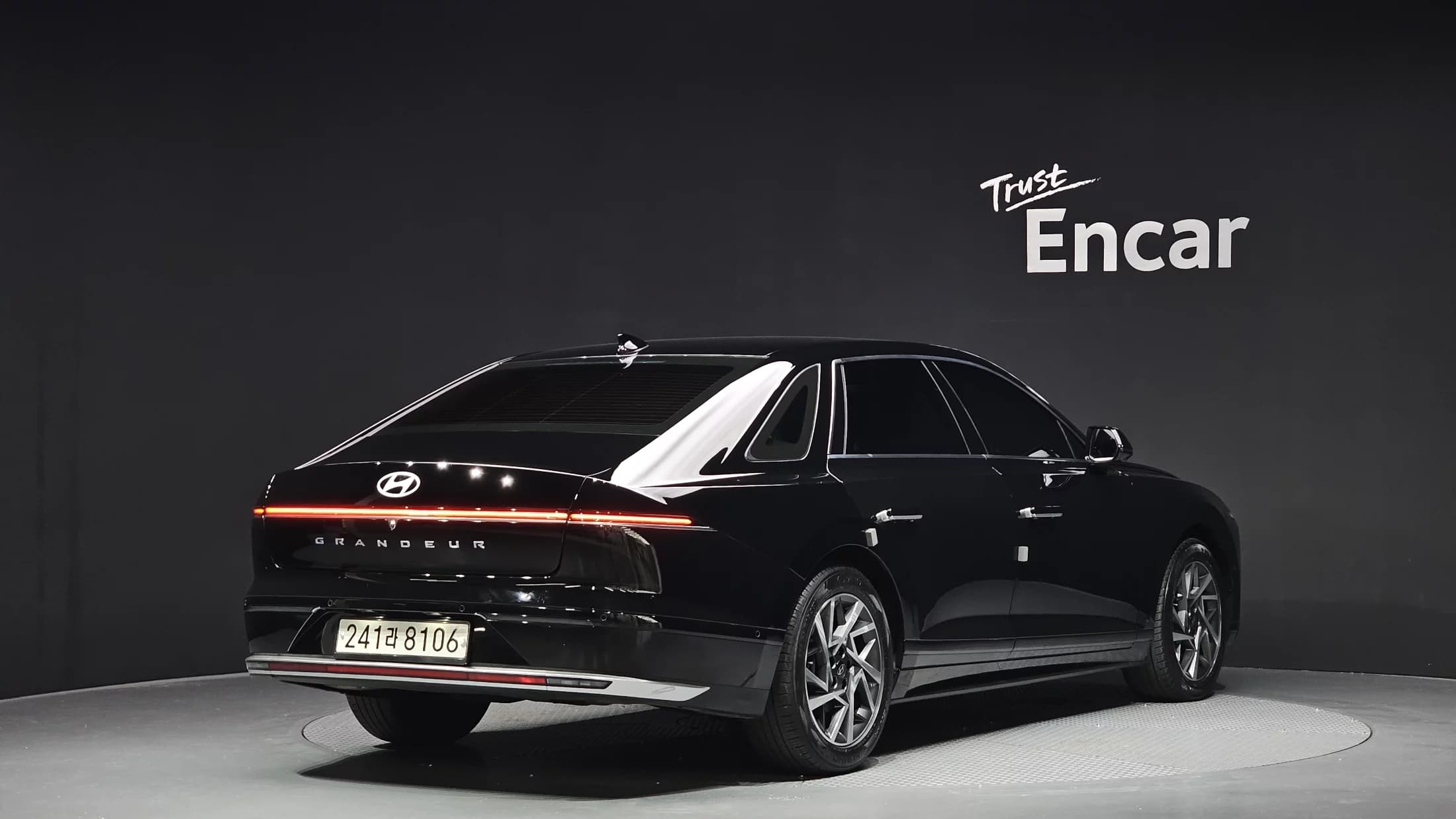 Hyundai Grandeur 2,5 Gasoline 2WD Exclusive, 2022 г. 72270 км. — фото 2