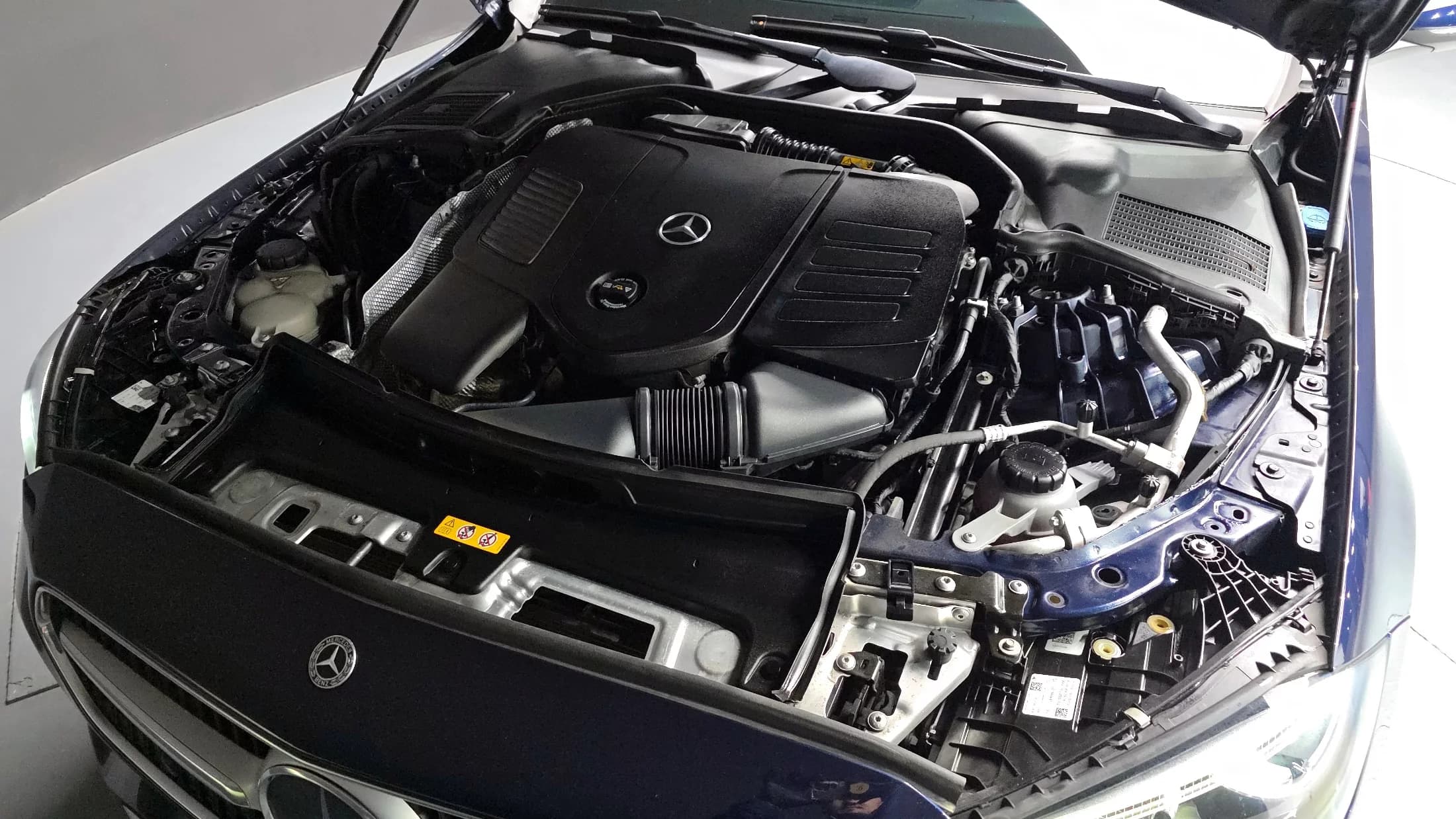 Mercedes-Benz C-Class C200 4MATIC Avantgarde, 2022 г. 43875 км. — фото 6