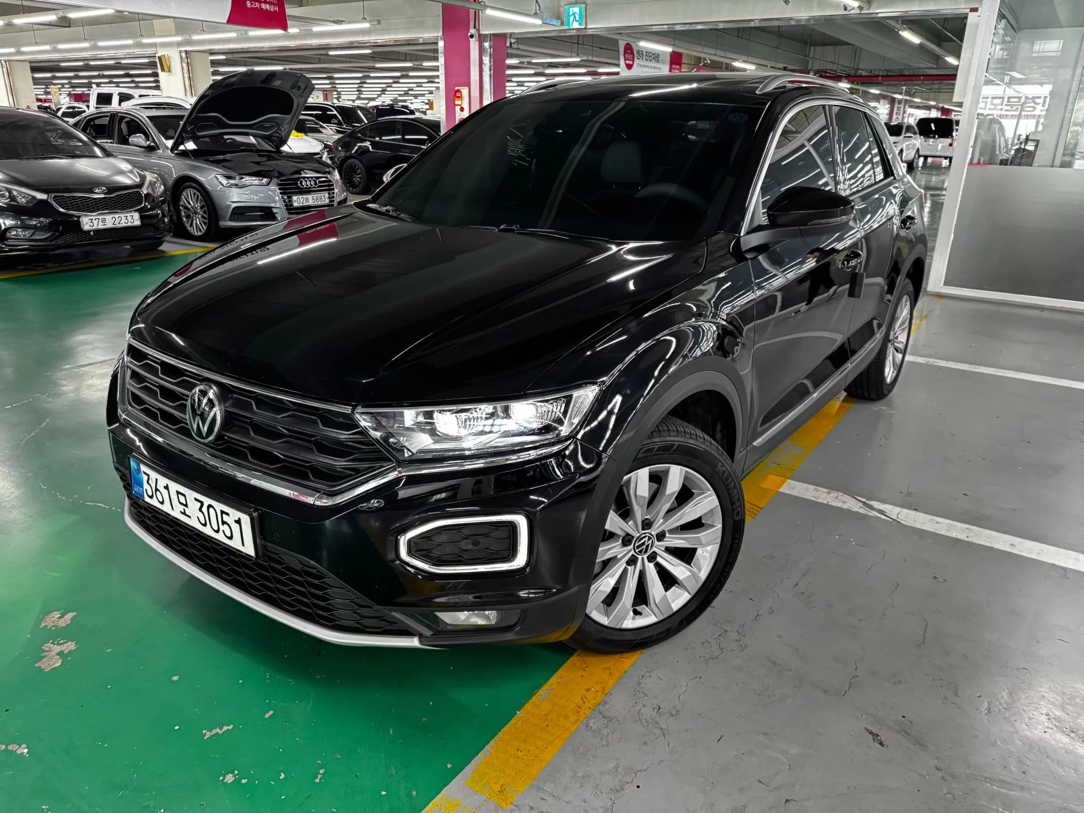 Volkswagen T-ROC 2.0 TDI Premium, 2021 г. 39136 км. — фото 3