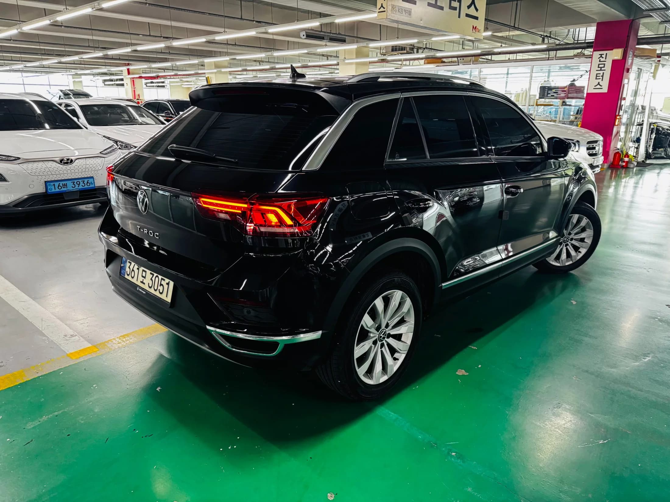 Volkswagen T-ROC 2.0 TDI Premium, 2021 г. 39136 км. — фото 6