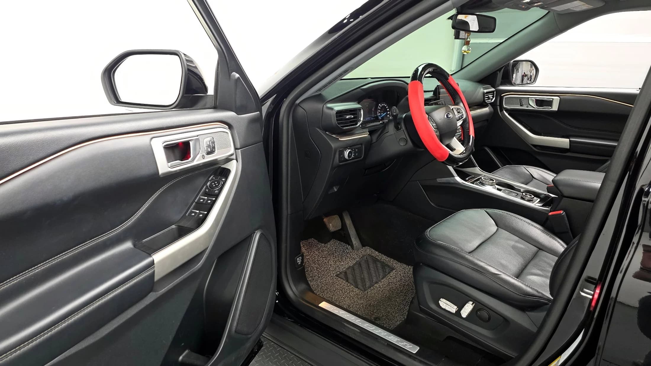 Ford EXPLORER 2.3 LimIted 4WD, 2022 г. 24459 км. — фото 11