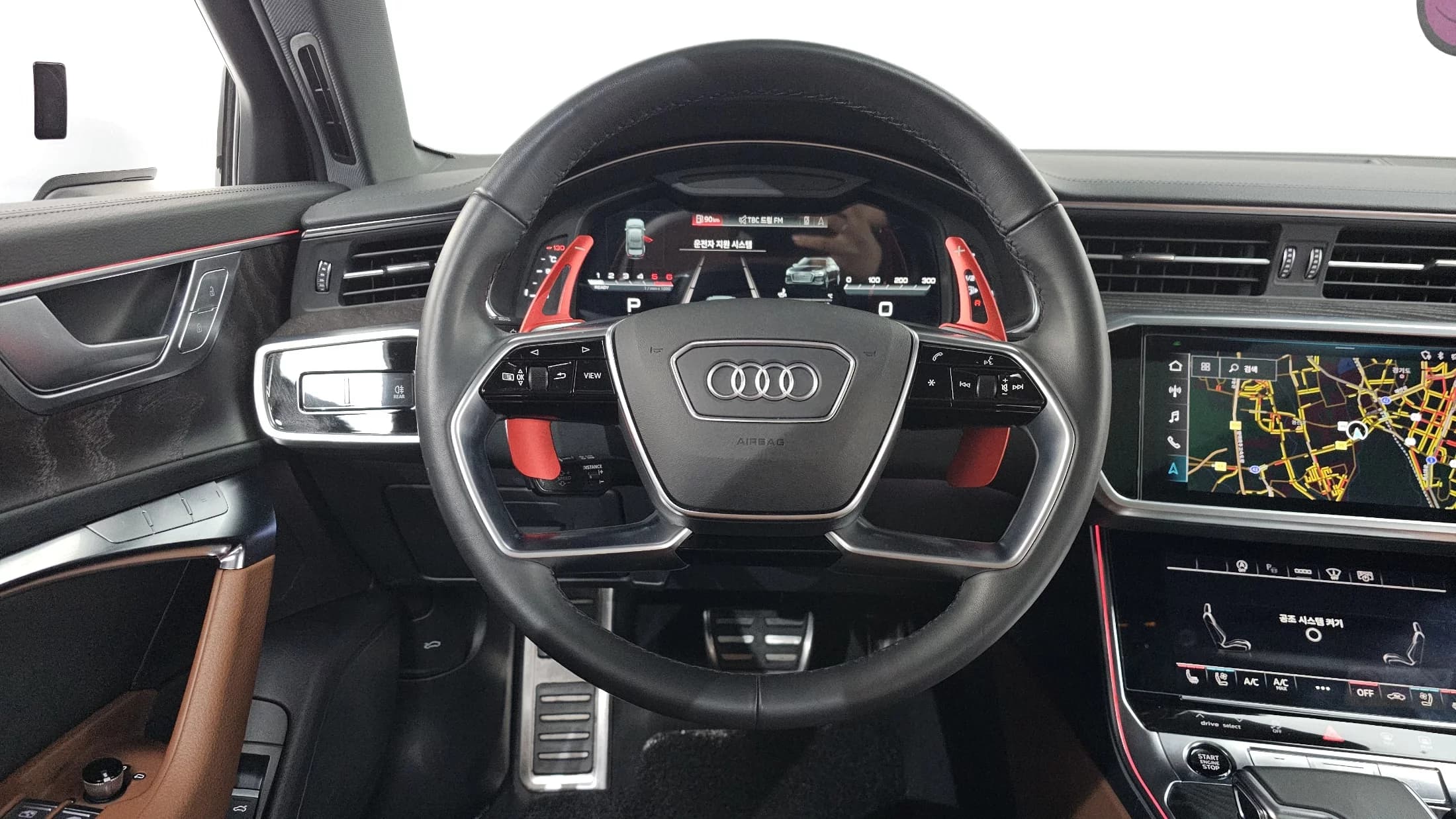 Audi A6 40 TDI Quattro Premium C7, 2023 г. 25753 км. — фото 13