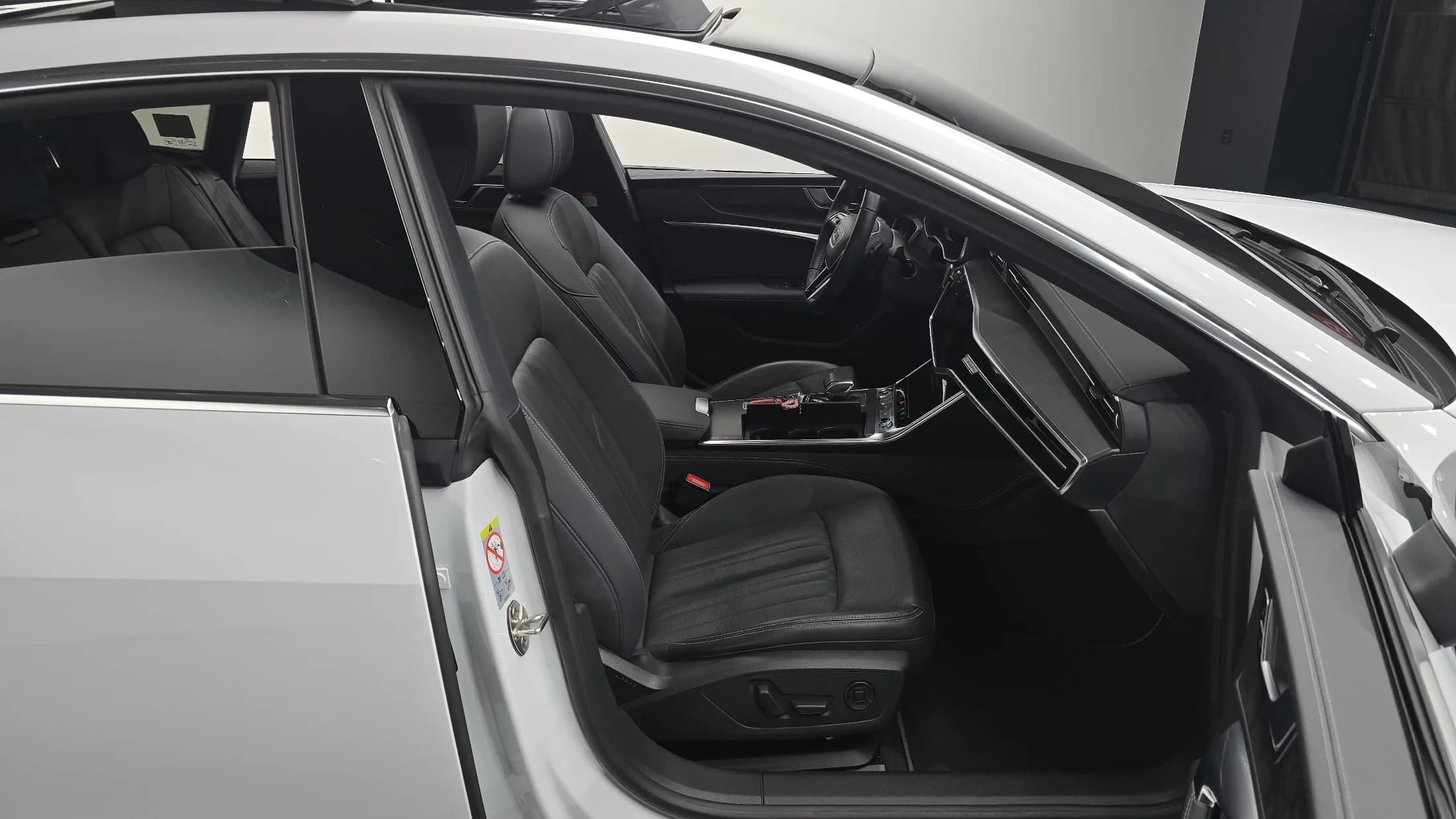 Audi A7 45 TDI Quattro Premium, 2021 г. 50326 км. — фото 10