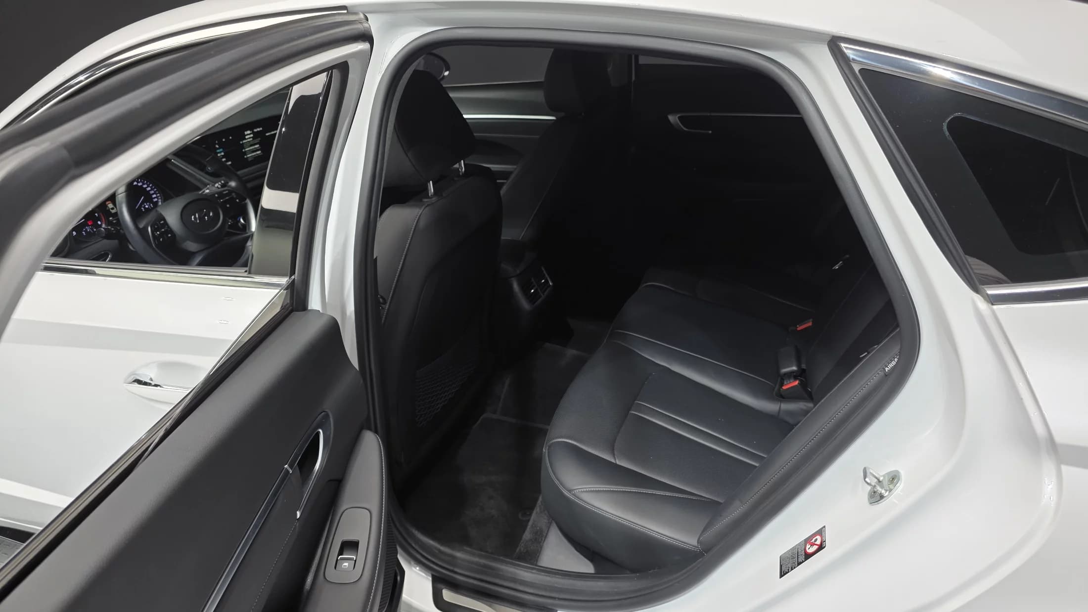 Hyundai Sonata 2.0 Premium Plus, 2021 г. 48445 км. — фото 11