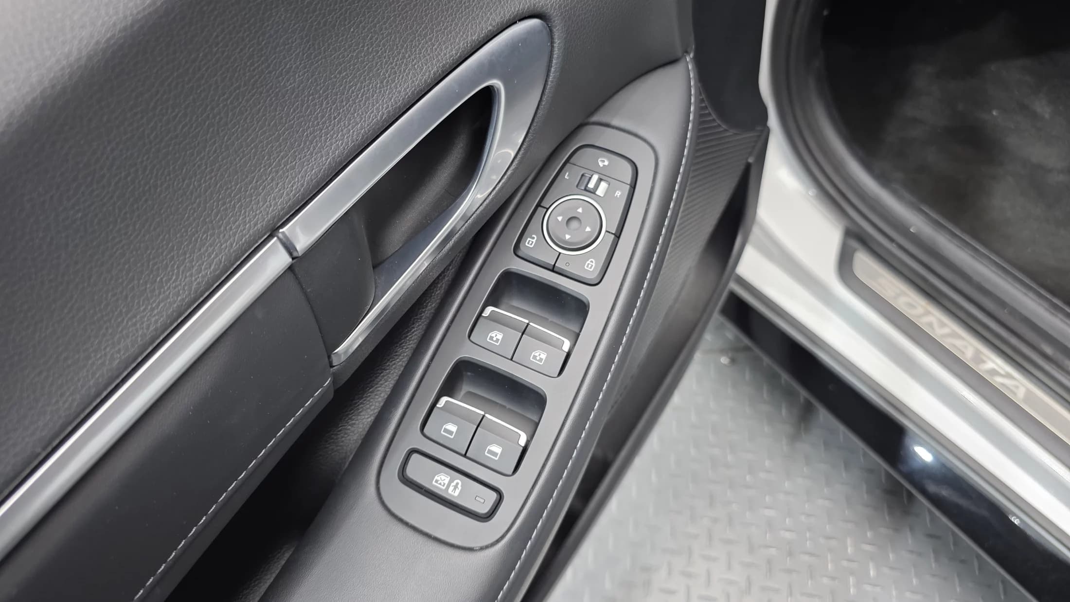 Hyundai Sonata 2.0 Premium Plus, 2021 г. 48445 км. — фото 14