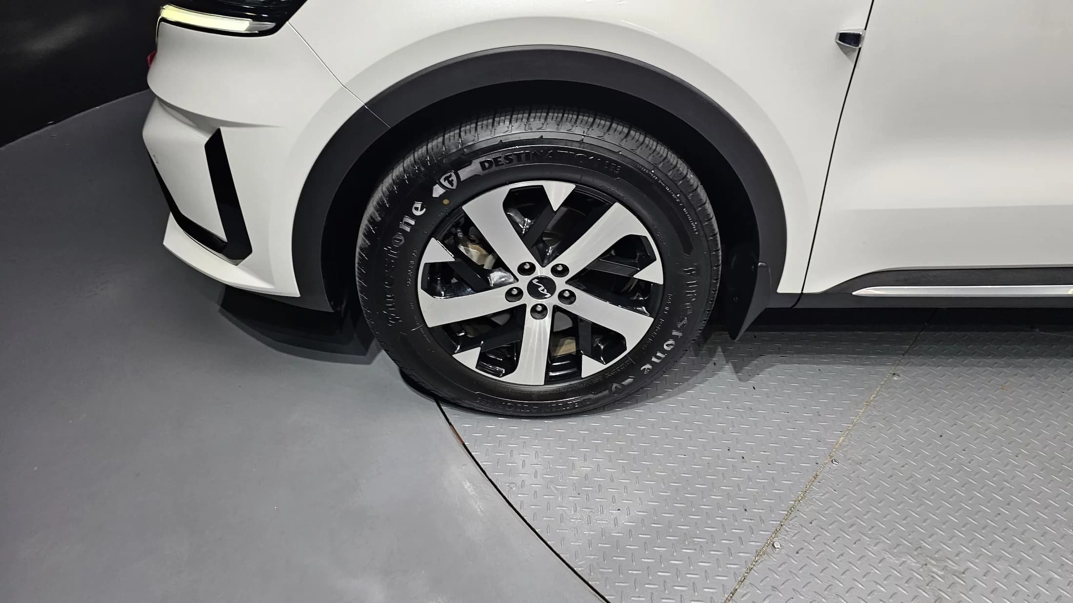 Kia Sorento Diesel 2.2 2WD Noblesse, 2022 г. 63676 км. — фото 5