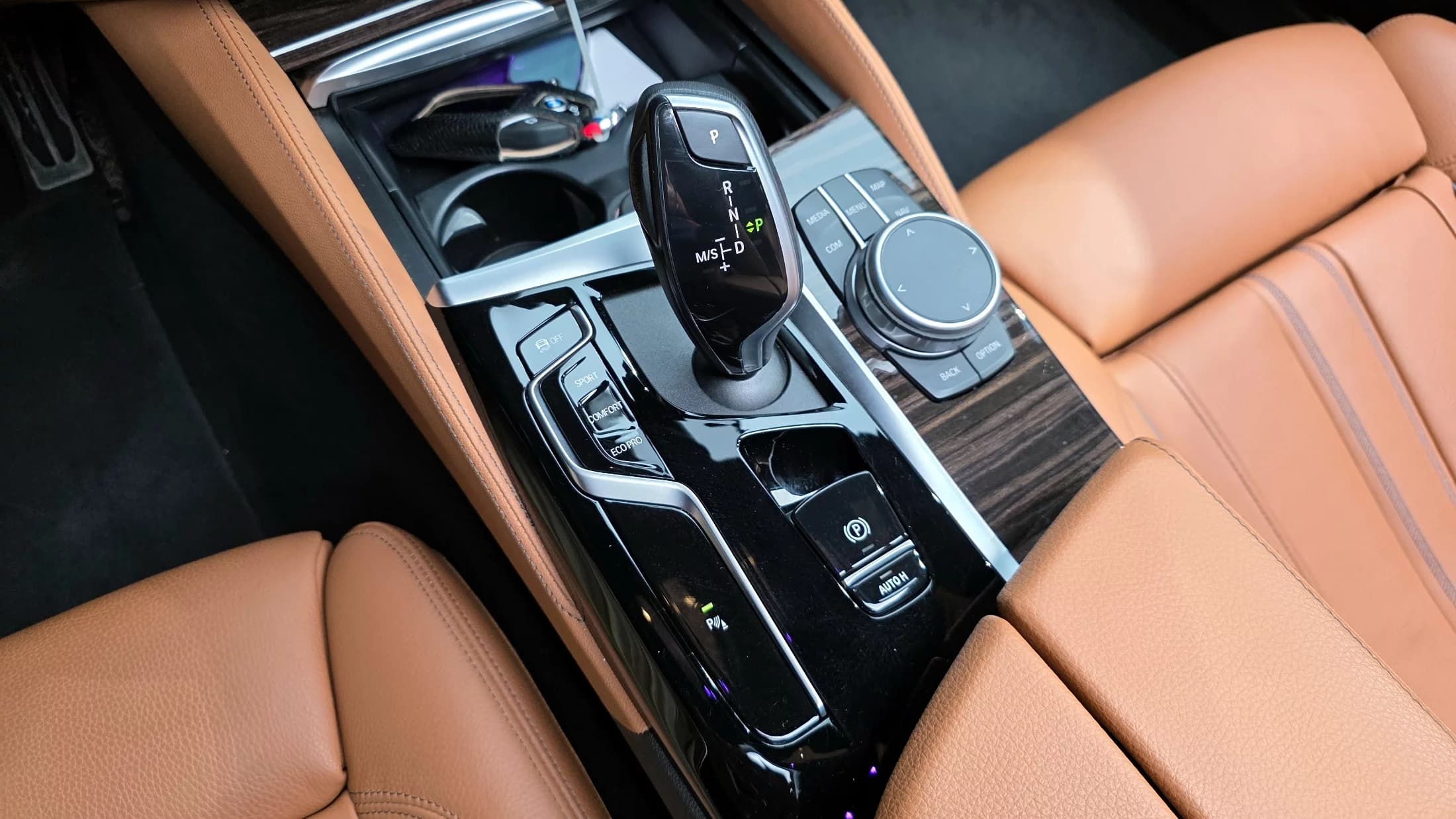 BMW 5-Series 520i M Sport, 2022 г. 65169 км. — фото 9