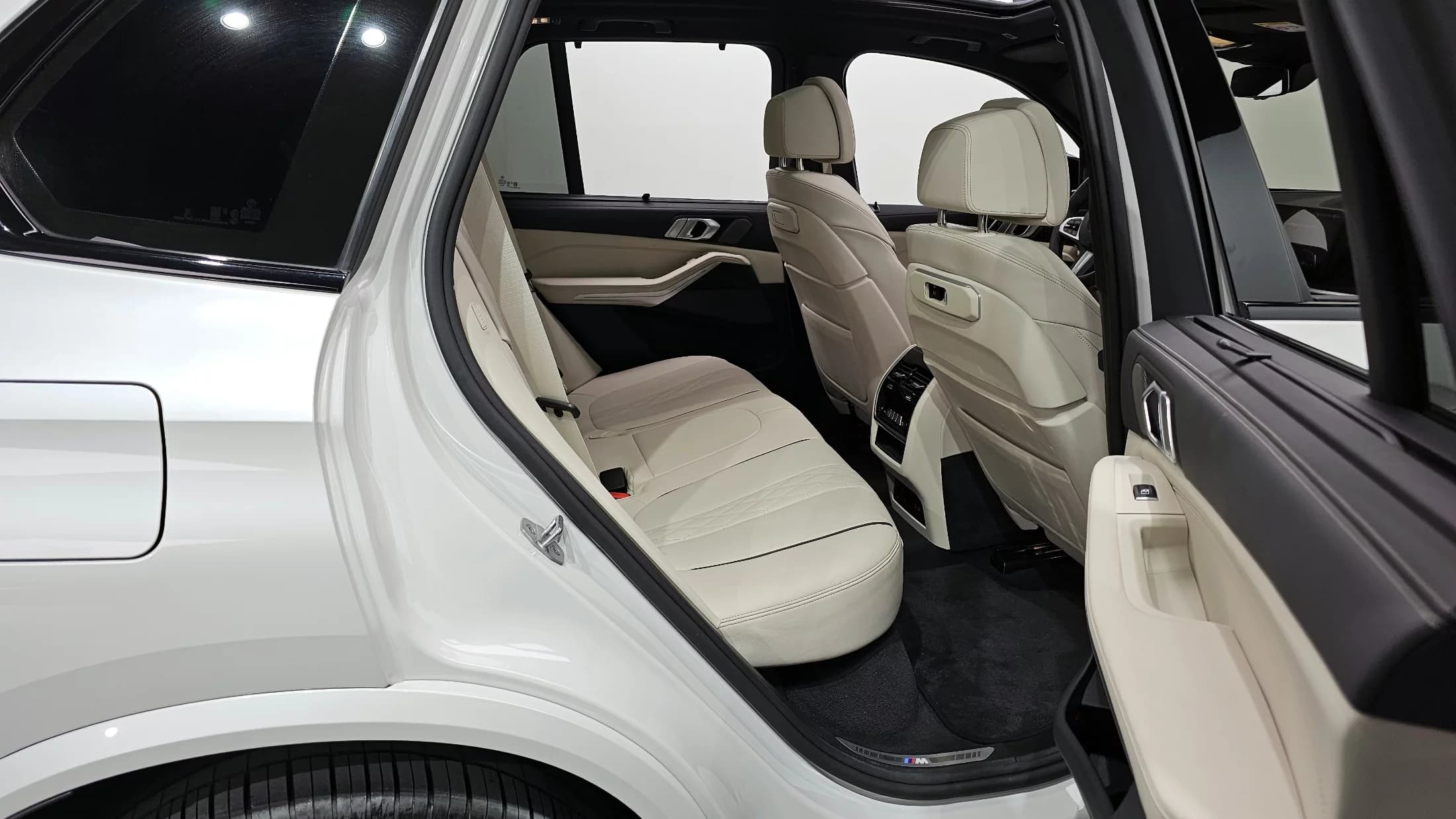 BMW X5 xDrive 30d M Sport, 2025 г. 15140 км. — фото 12