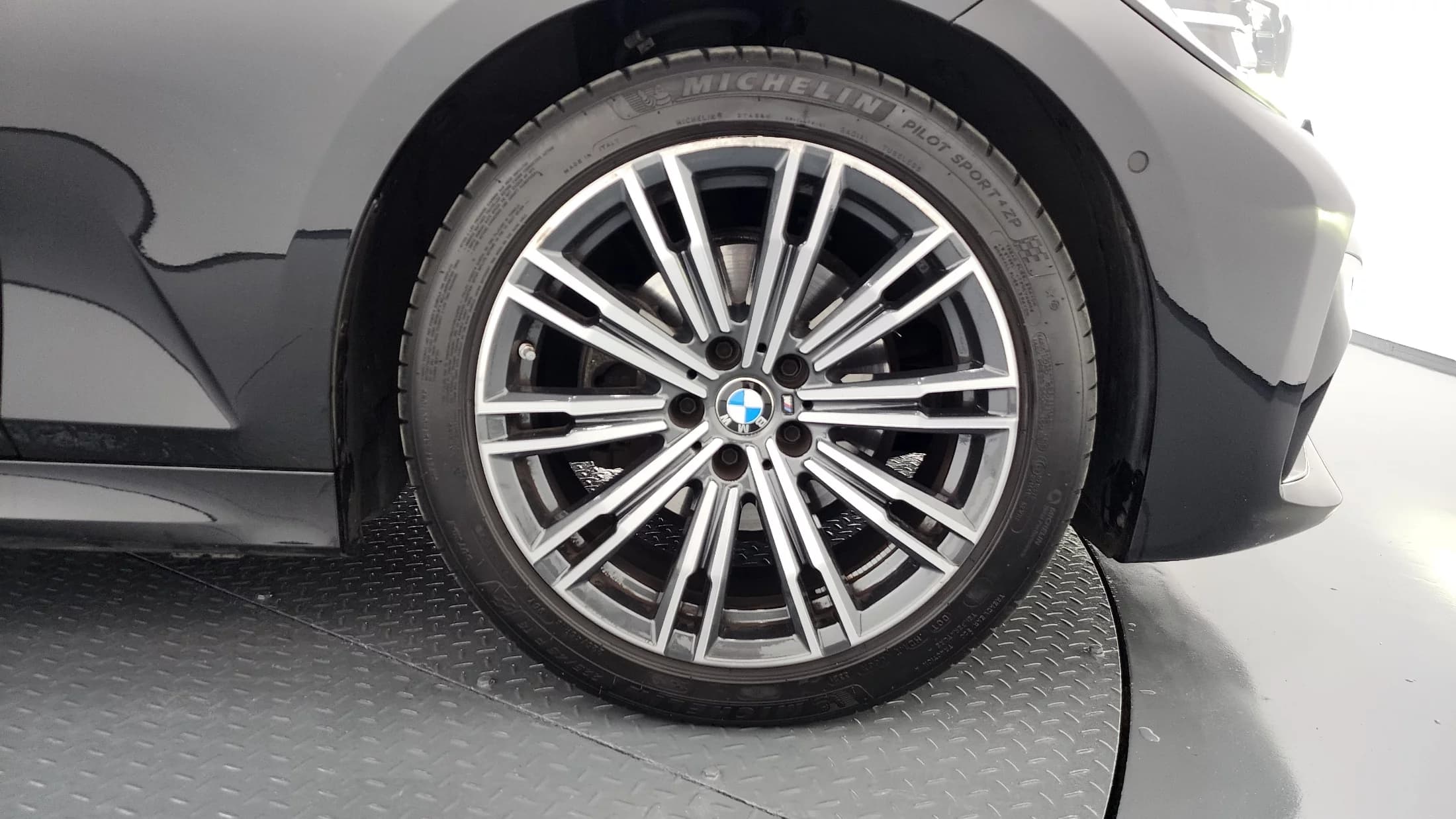BMW 3-Series 320i M Sport, 2022 г. 49296 км. — фото 5