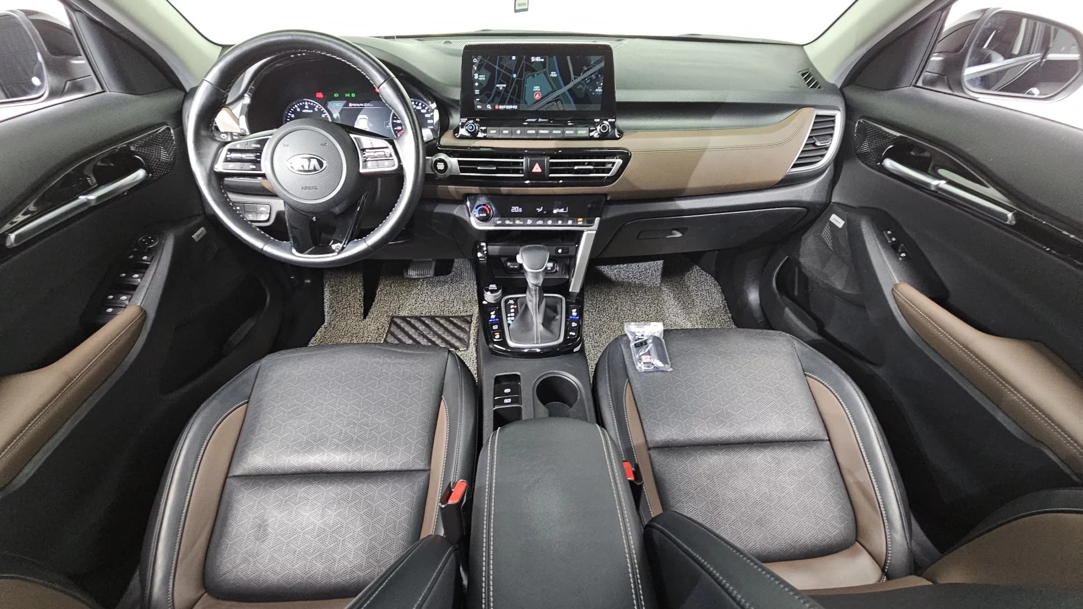 Kia Seltos Gasoline 1.6 Turbo 2WD Signature, 2021 г. 48859 км. — фото 7