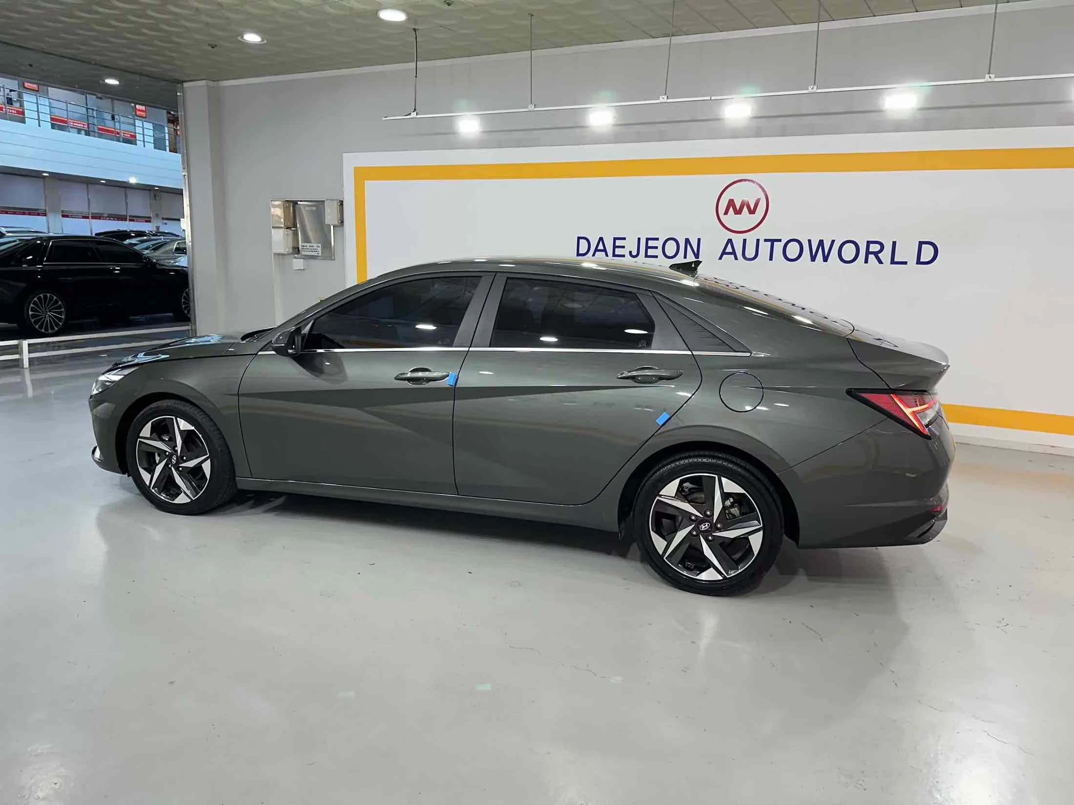 Hyundai AVANTE (Хендай Элантра) 1.6 Inspiration, 2021 г. 29149 км. — фото 2