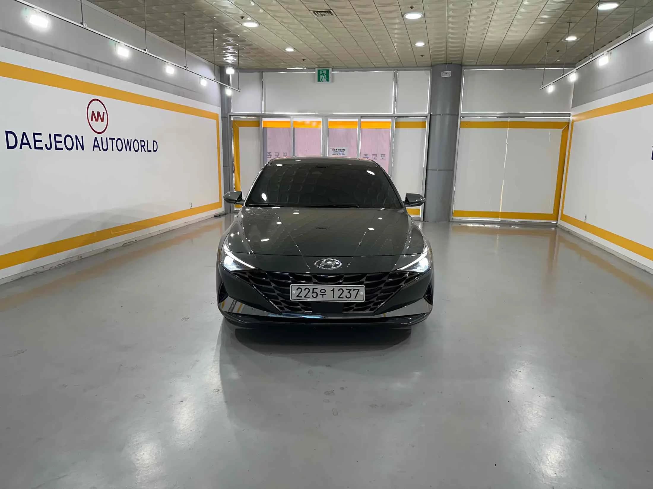 Hyundai AVANTE (Хендай Элантра) 1.6 Inspiration, 2021 г. 29149 км. — фото 8