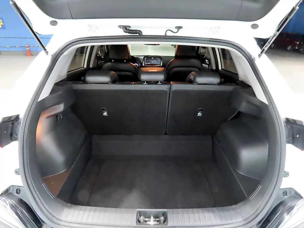 Hyundai Kona Gasoline 2.0 2WD Smart, 2022 г. 120330 км. — фото 19