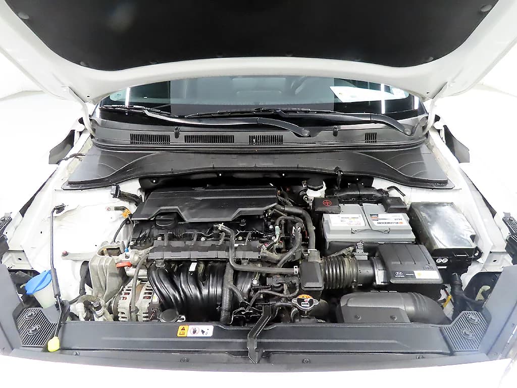 Hyundai Kona Gasoline 2.0 2WD Smart, 2022 г. 120330 км. — фото 6