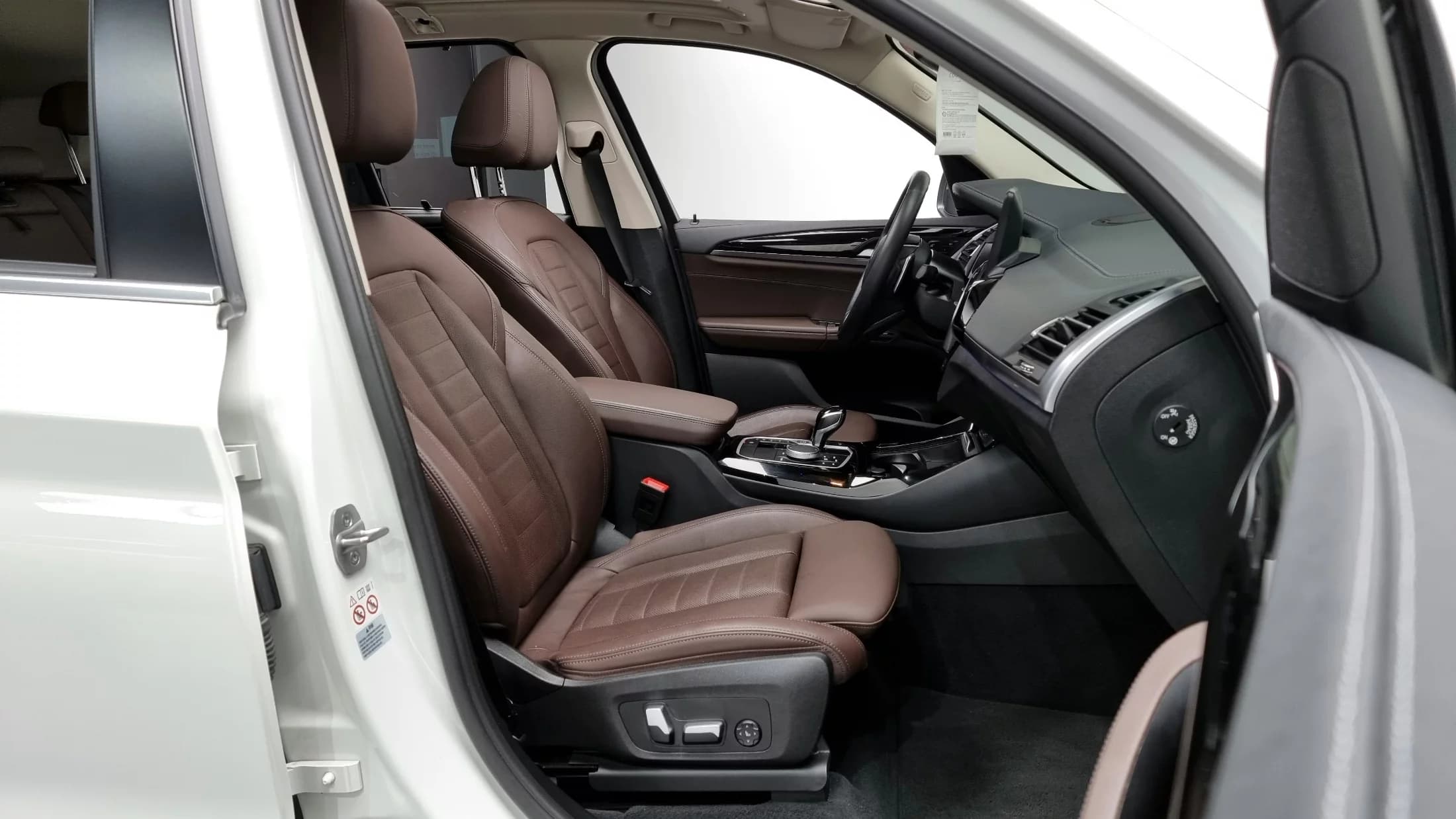 BMW X3 xDrive 20i, 2022 г. 52496 км. — фото 11