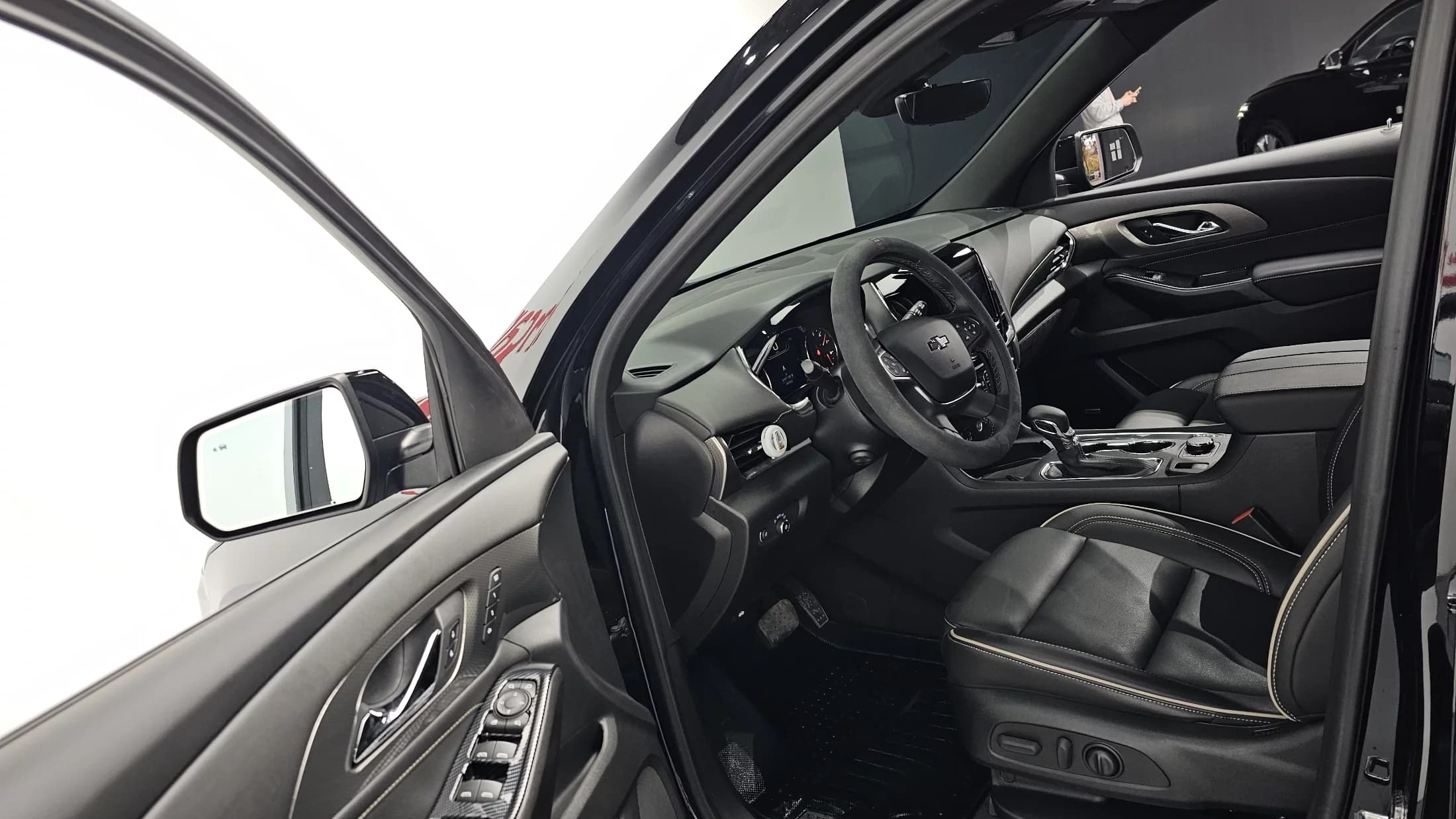 Daewoo Traverse 3.6 AWD Redline, 2023 г. 22780 км. — фото 10