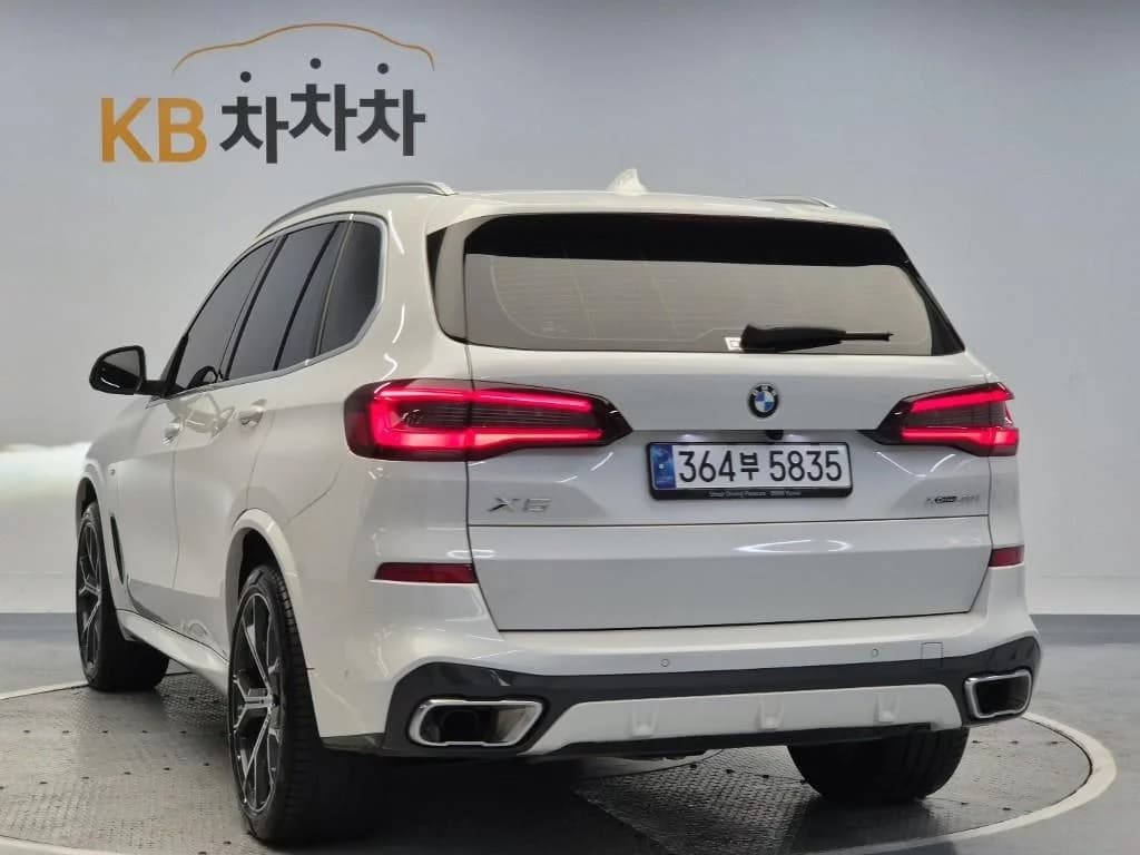 BMW X5 xDrive 40i M Sport, 2023 г. 26800 км. — фото 2