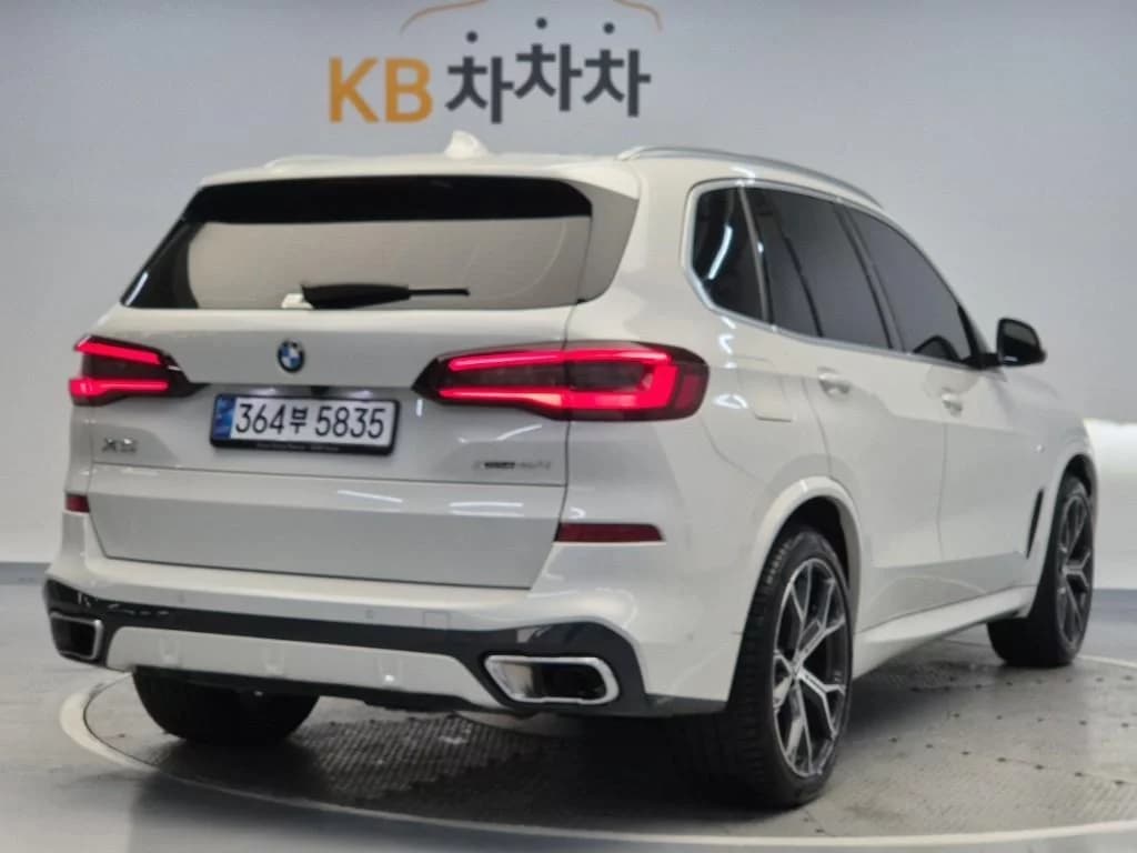 BMW X5 xDrive 40i M Sport, 2023 г. 26800 км. — фото 3