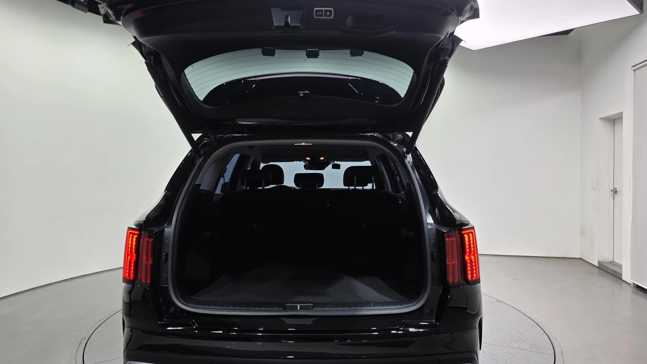 Kia Sorento Diesel 2.2 2WD Prestige, 2021 г. 43577 км. — фото 20
