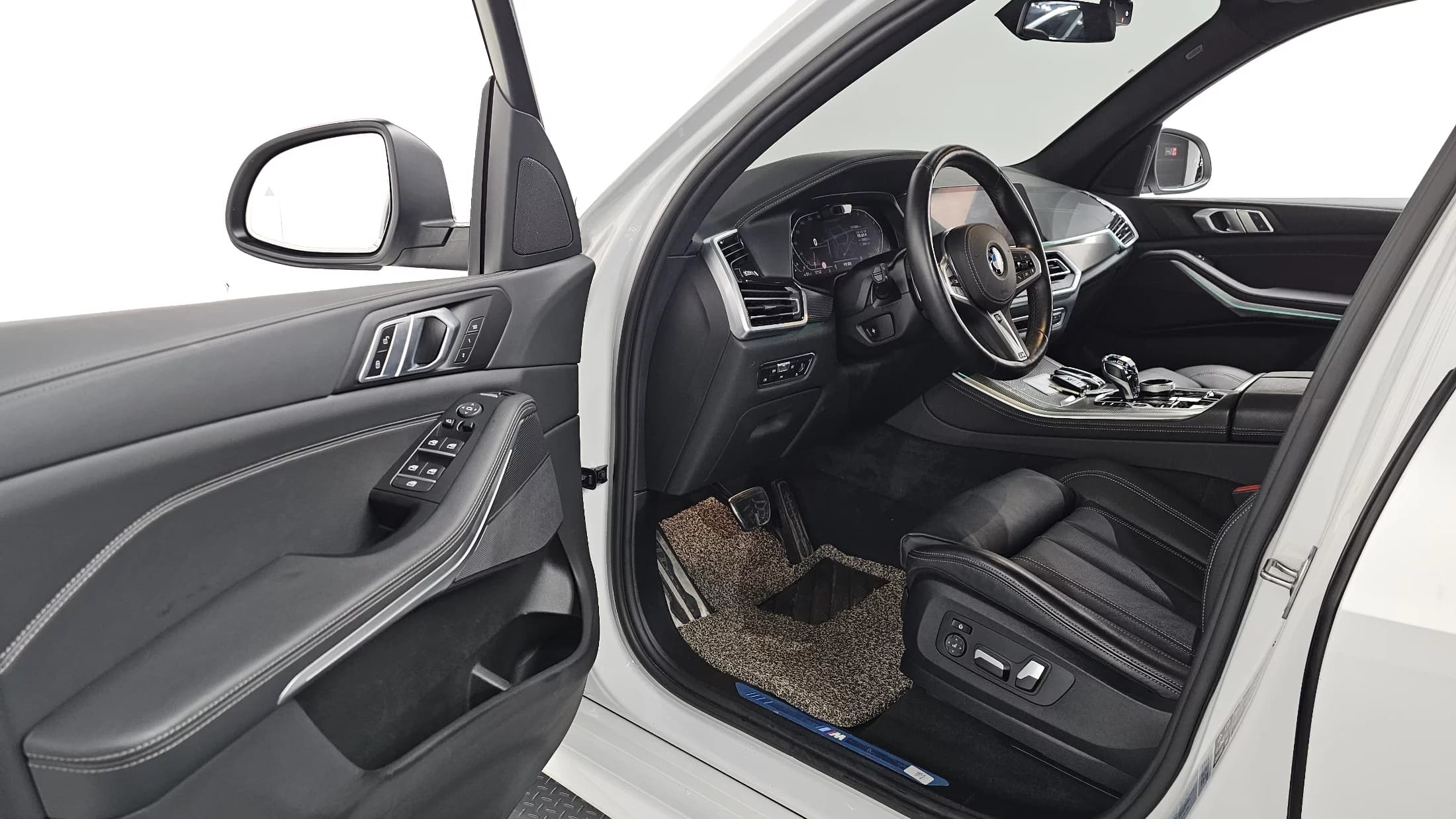 BMW X5 xDrive 40i M Sport, 2022 г. 20906 км. — фото 10