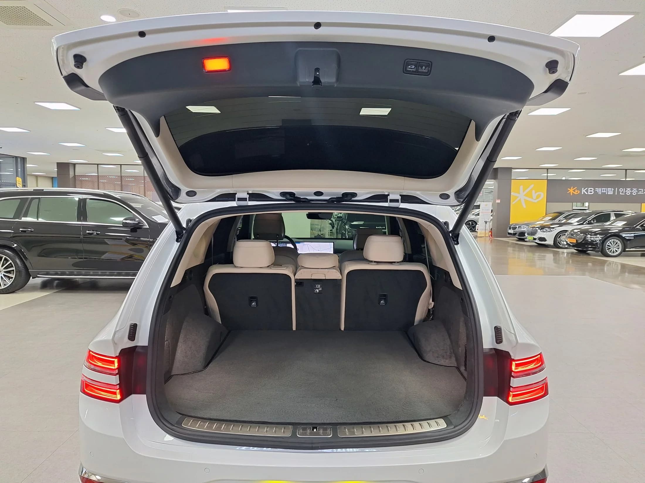 Genesis GV80 2.5T Gasoline AWD, 2025 г. 15409 км. — фото 20