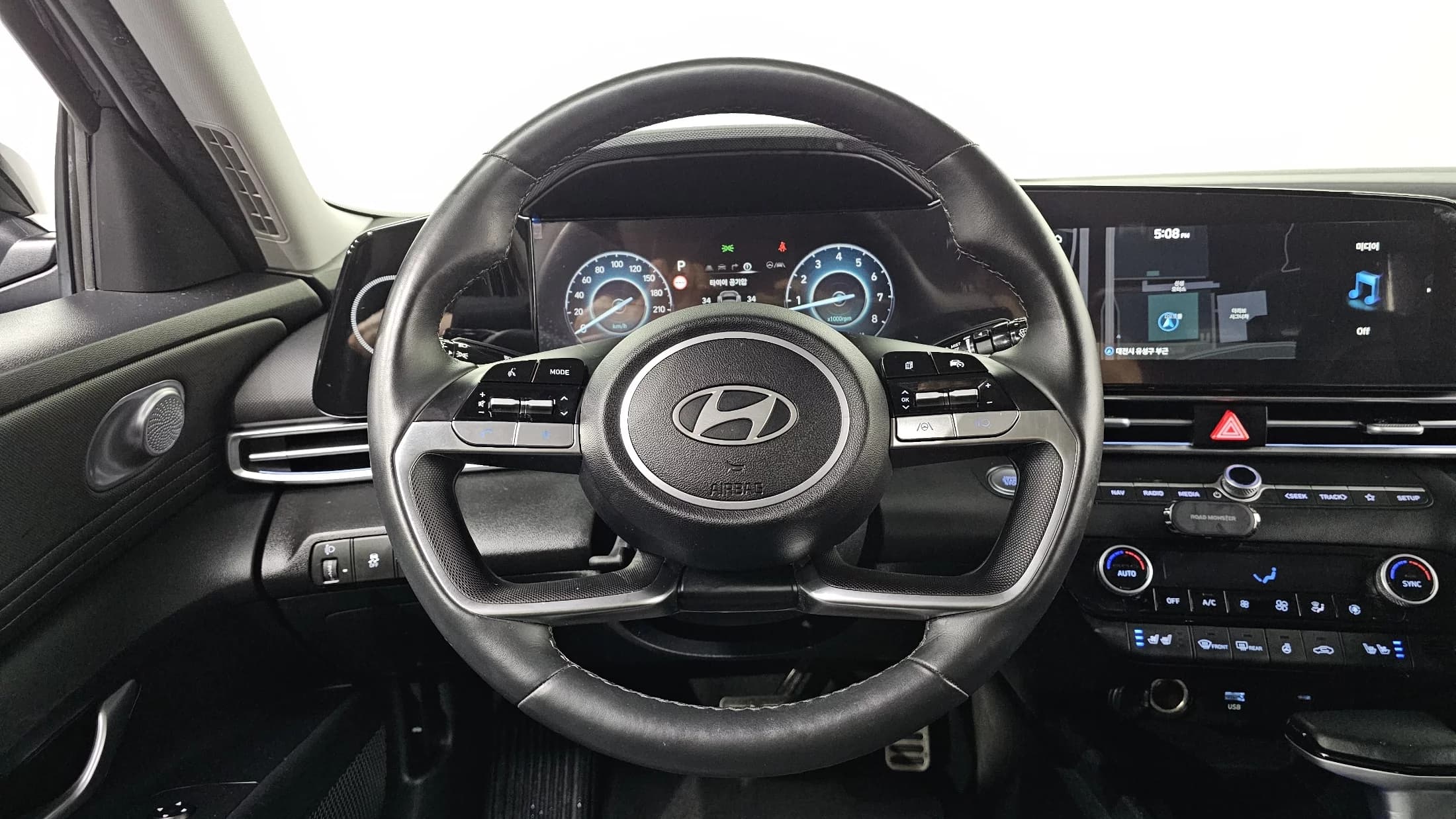 Hyundai AVANTE (Хендай Элантра) 1.6 Modern, 2023 г. 41279 км. — фото 16