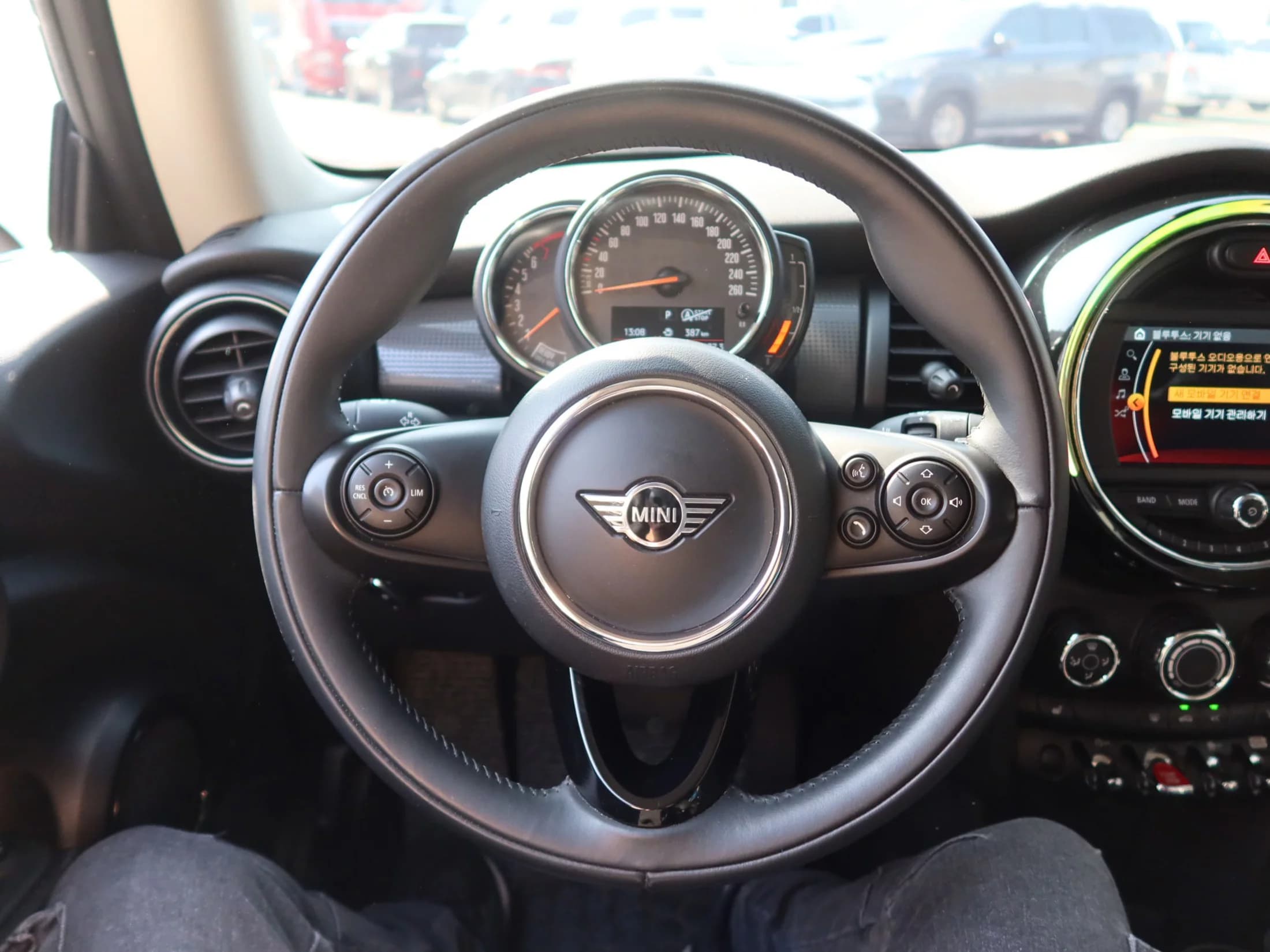 MINI Cooper Standard Third Generation, 2021 г. 62036 км. — фото 8
